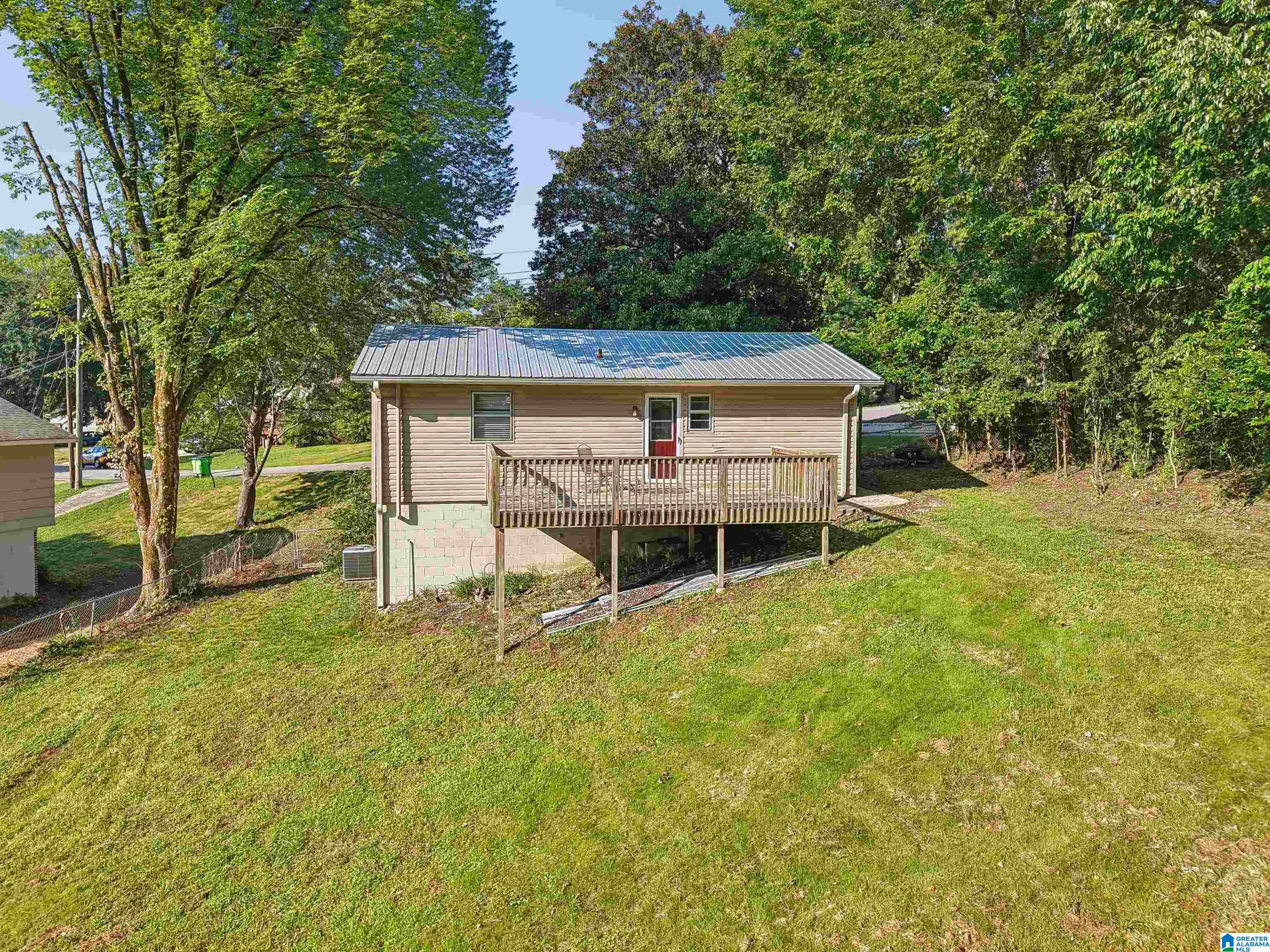 1128 ROBERT E LEE STREET