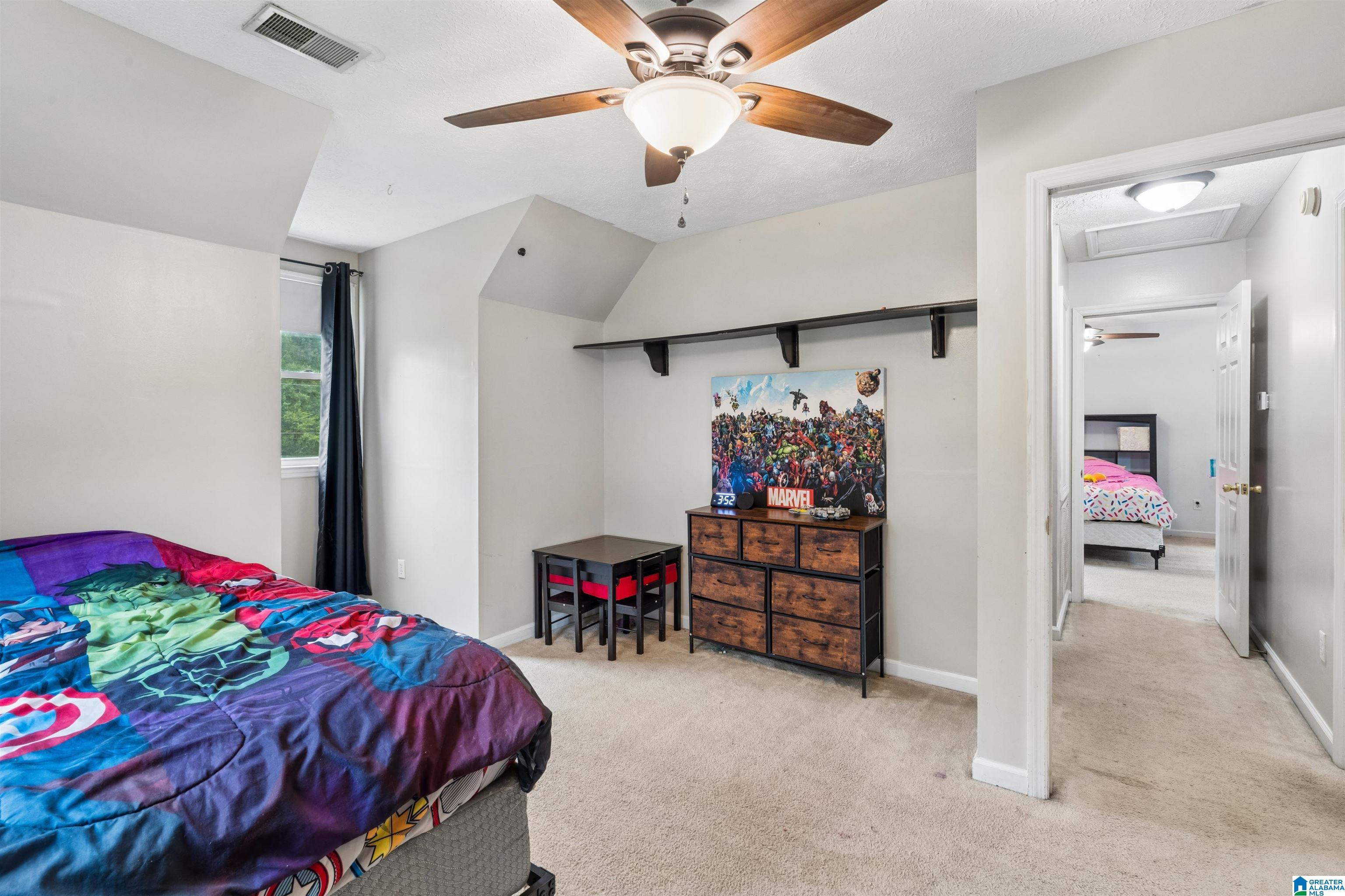 3215 BERKLEY HILLS DRIVE W