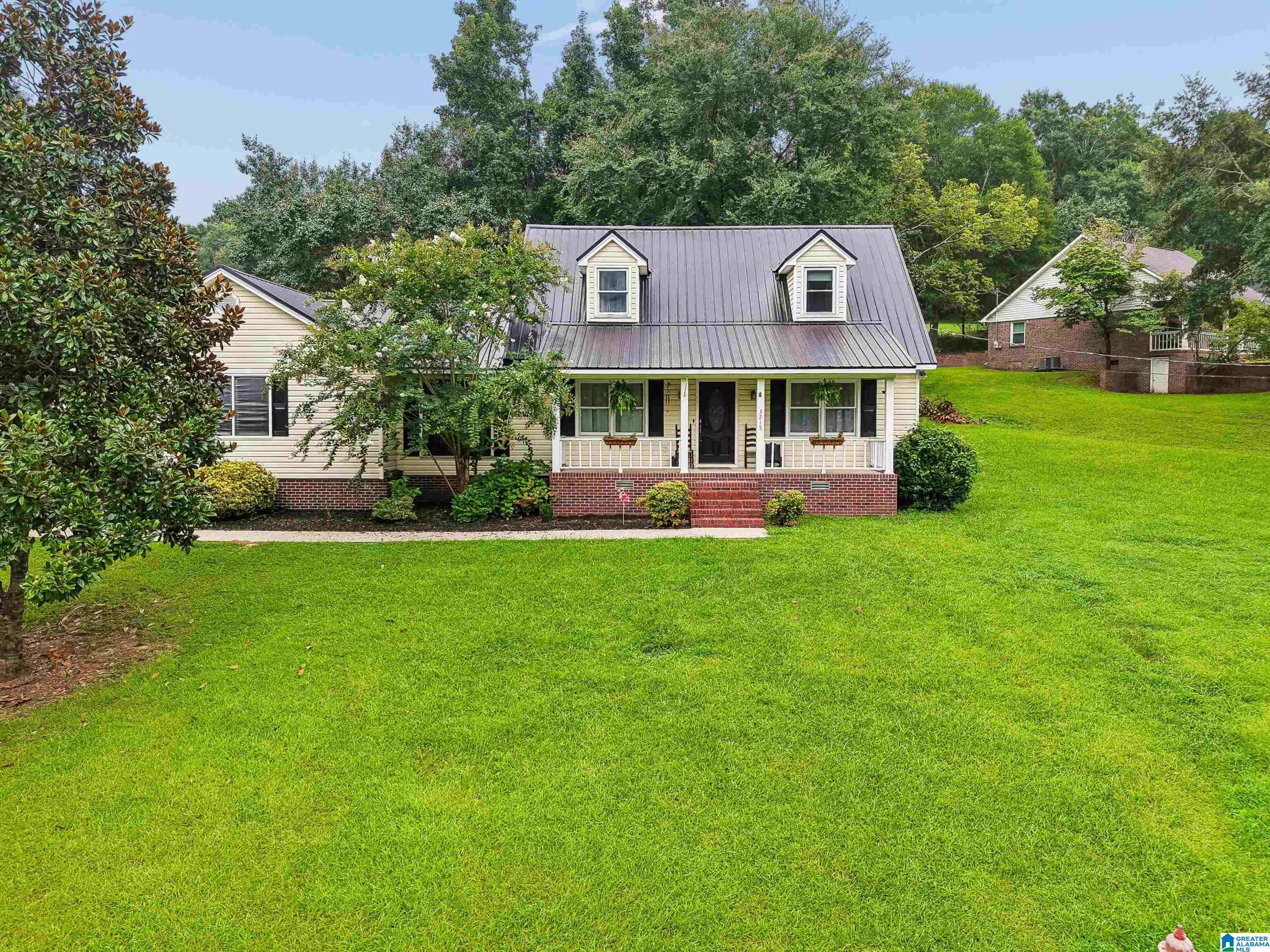 3215 BERKLEY HILLS DRIVE W