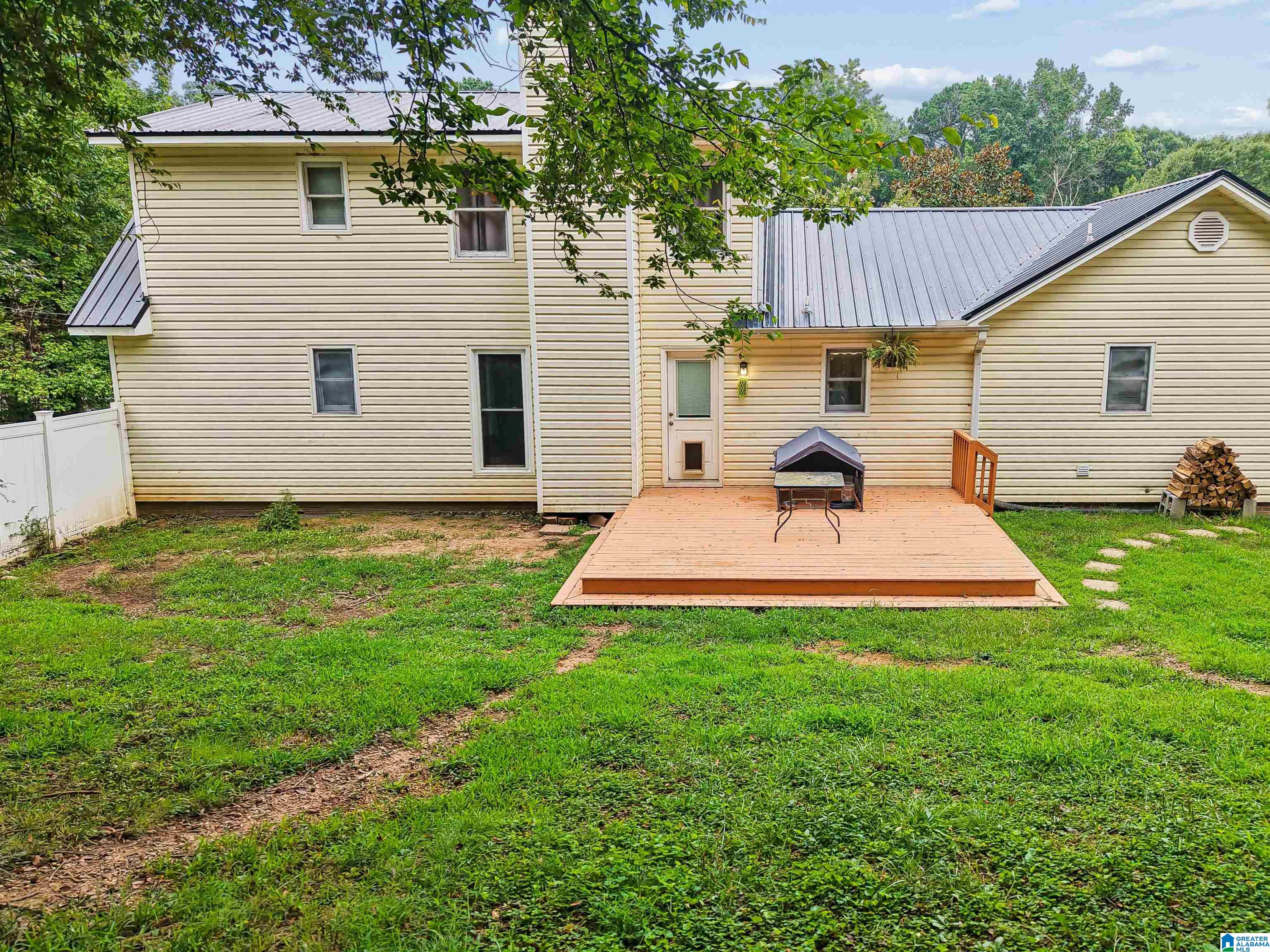3215 BERKLEY HILLS DRIVE W