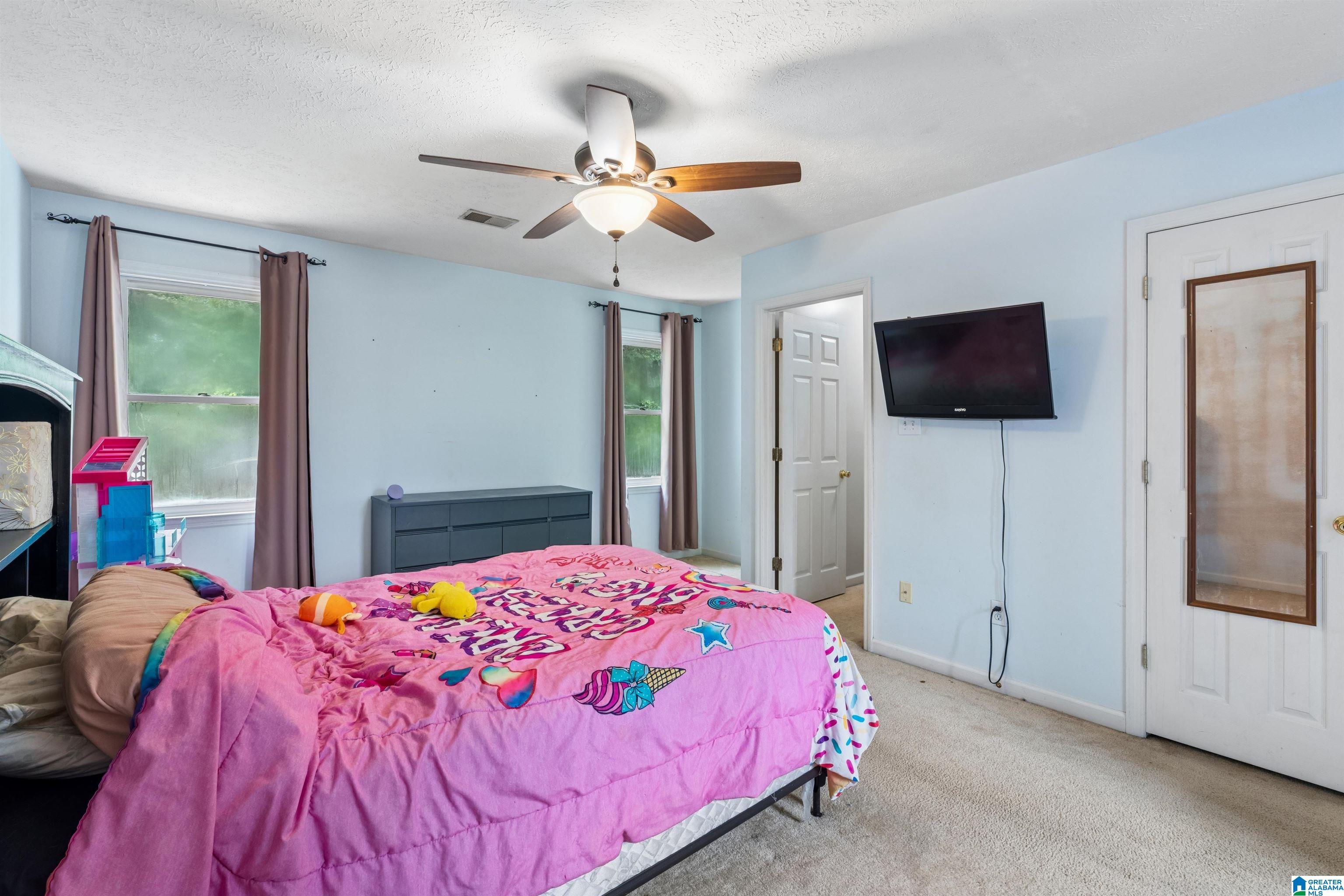 3215 BERKLEY HILLS DRIVE W