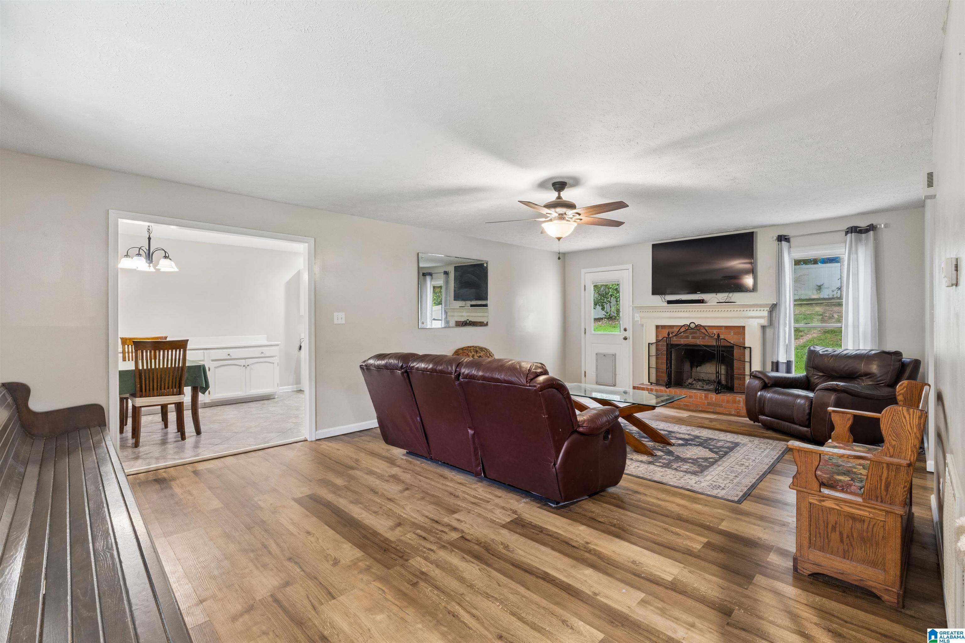 3215 BERKLEY HILLS DRIVE W