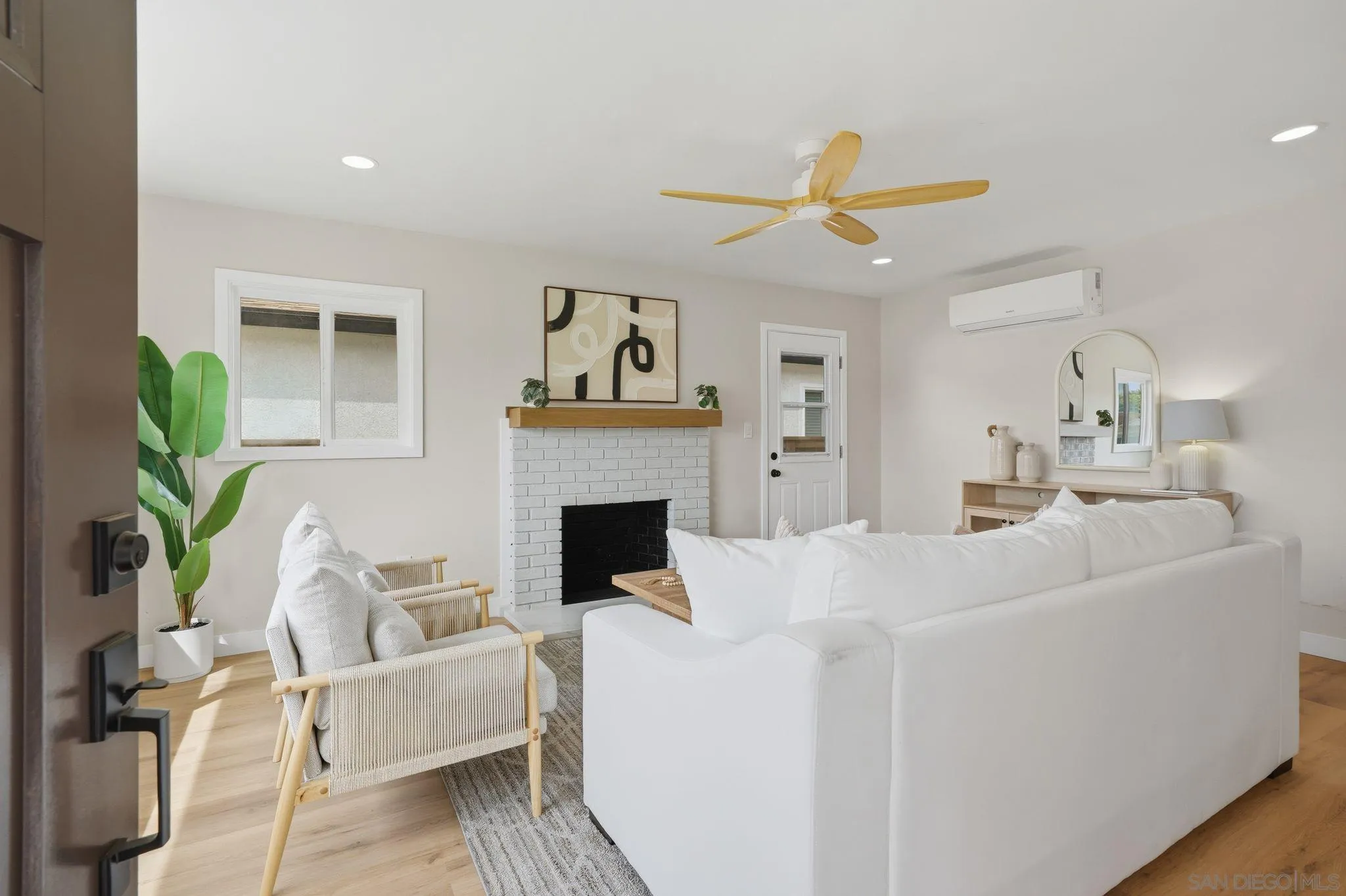 357 San Miguel Dr