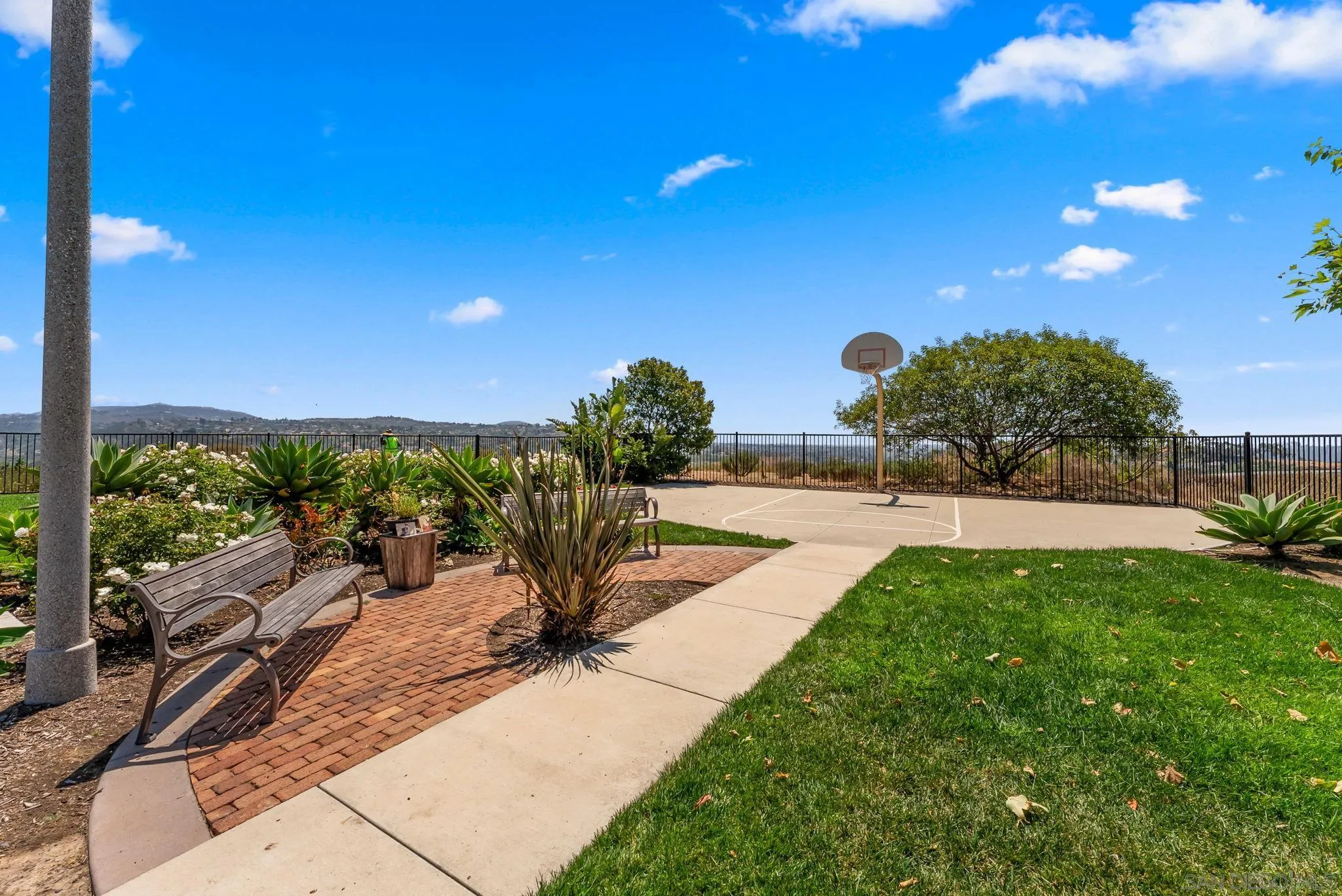 2405 Copper Way