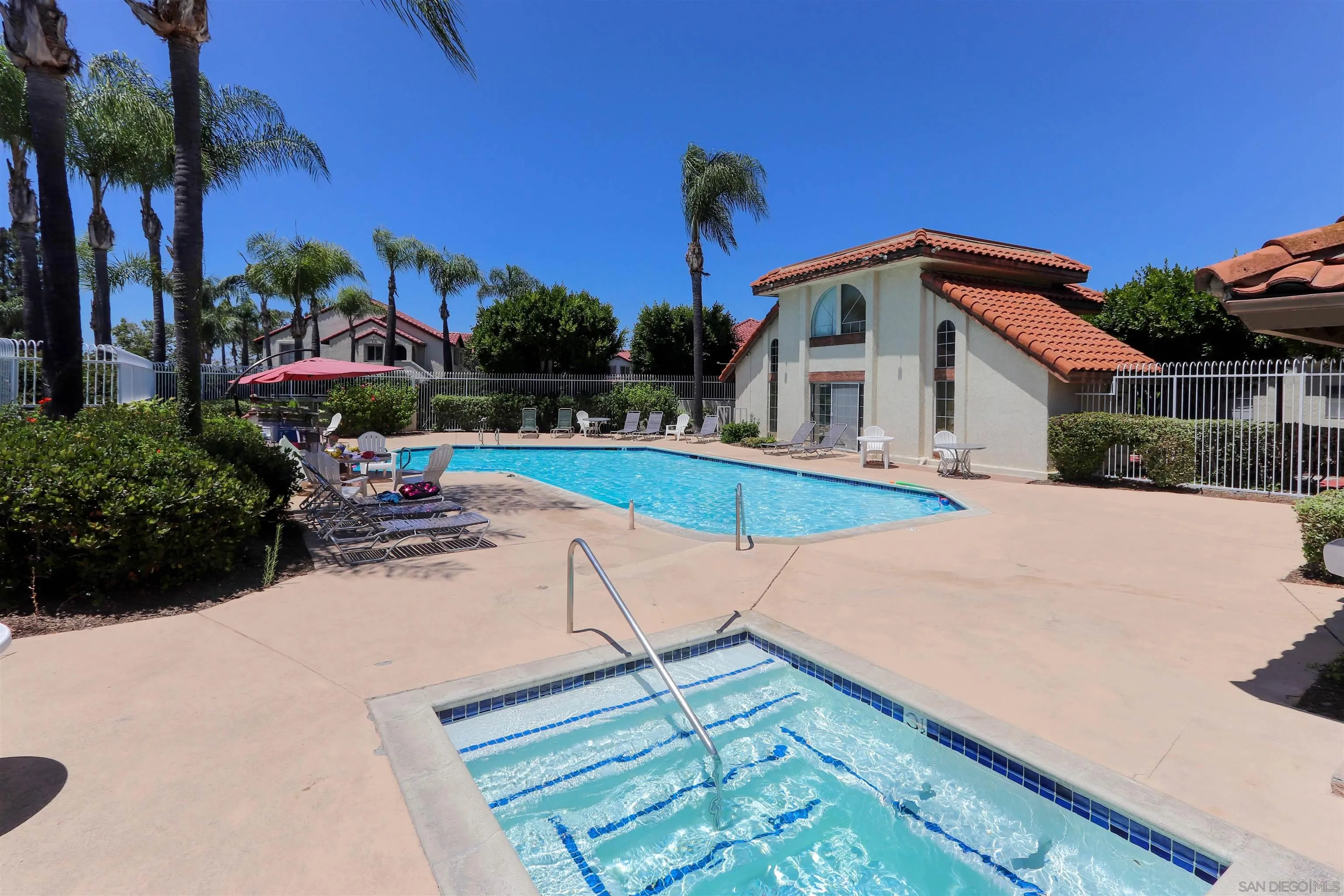 23391 La Crescenta Unit Unit B