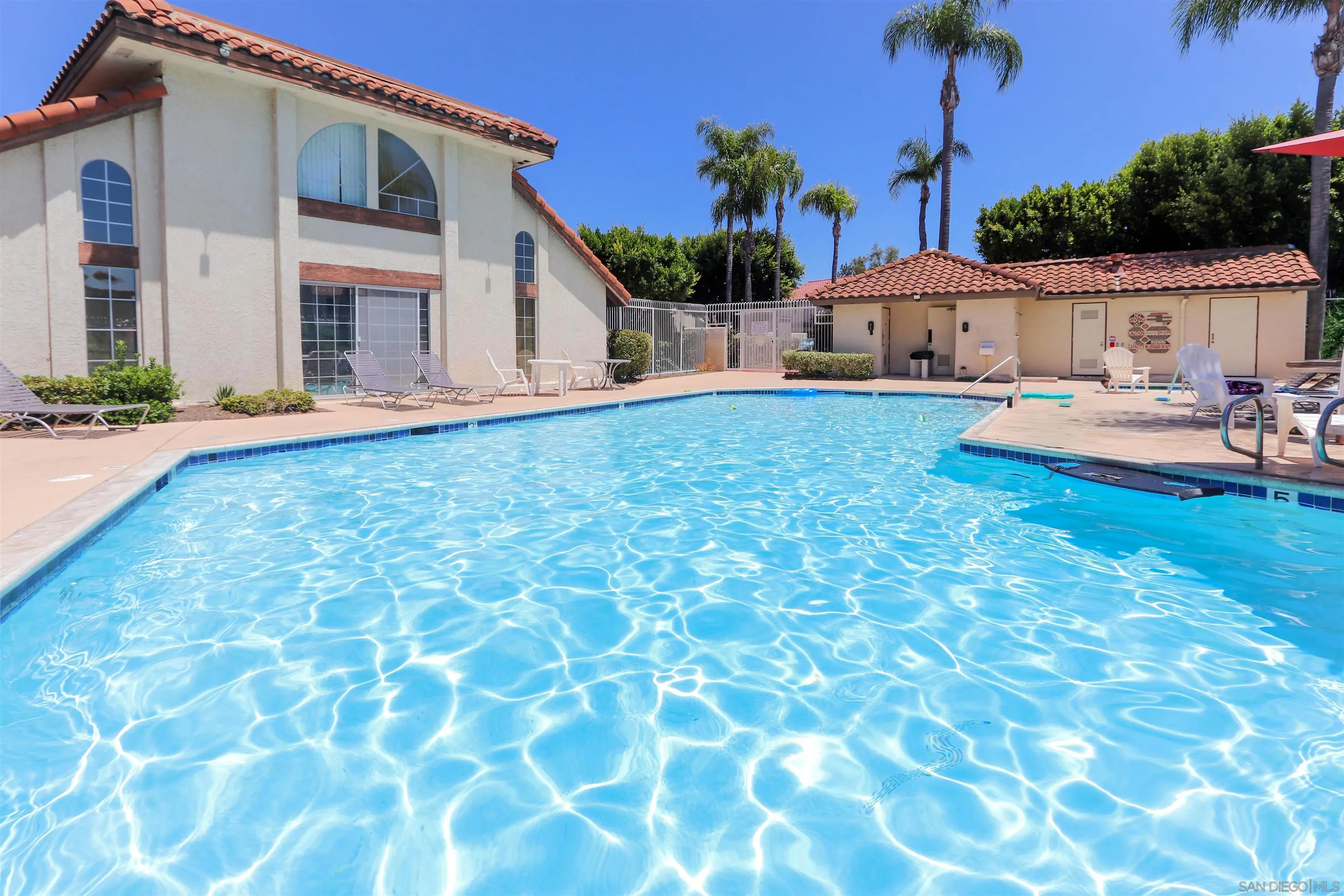 23391 La Crescenta Unit Unit B