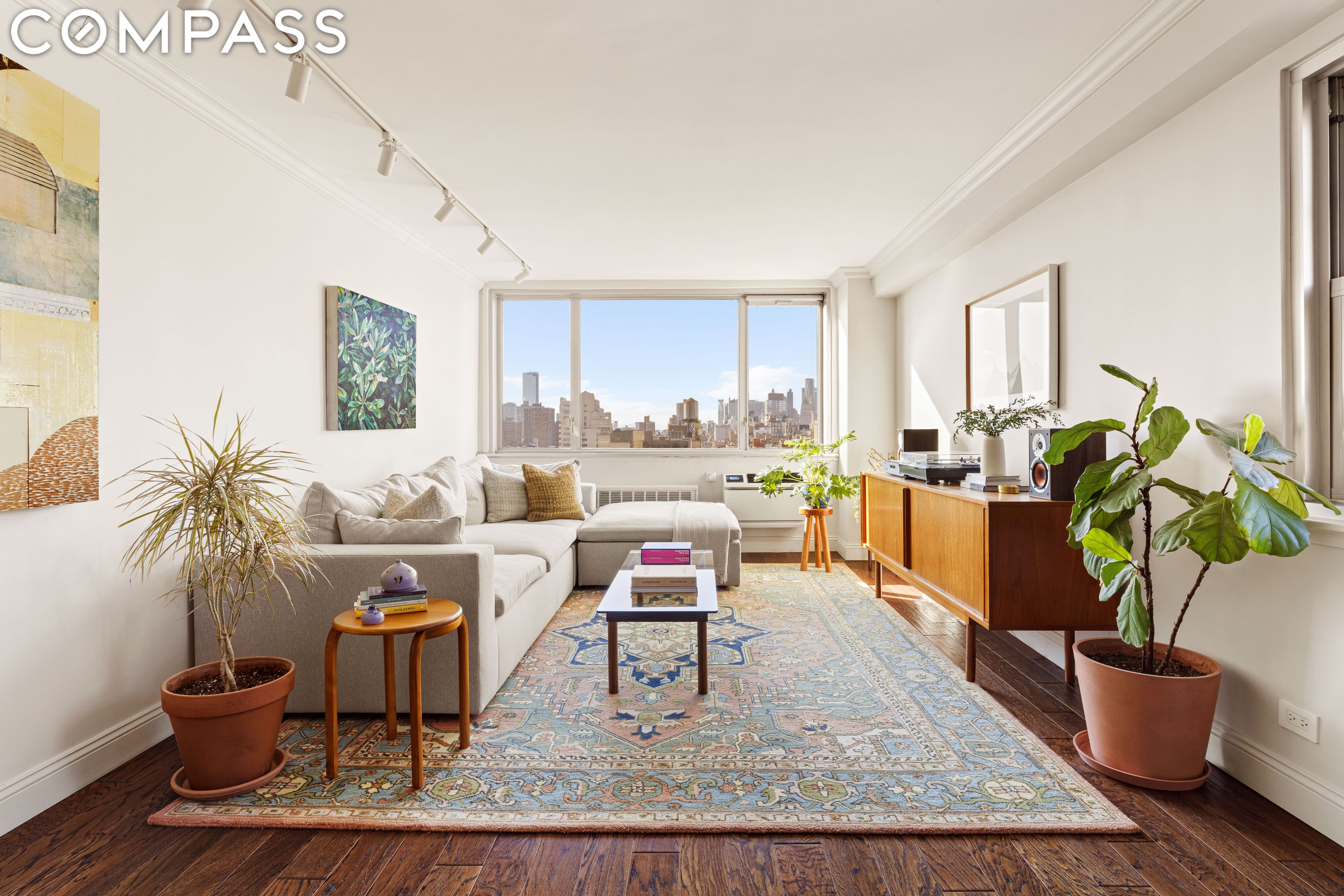 333 E 14th Street 14KLM