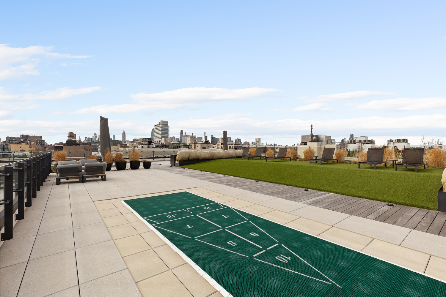 215 N 10TH Street 4F