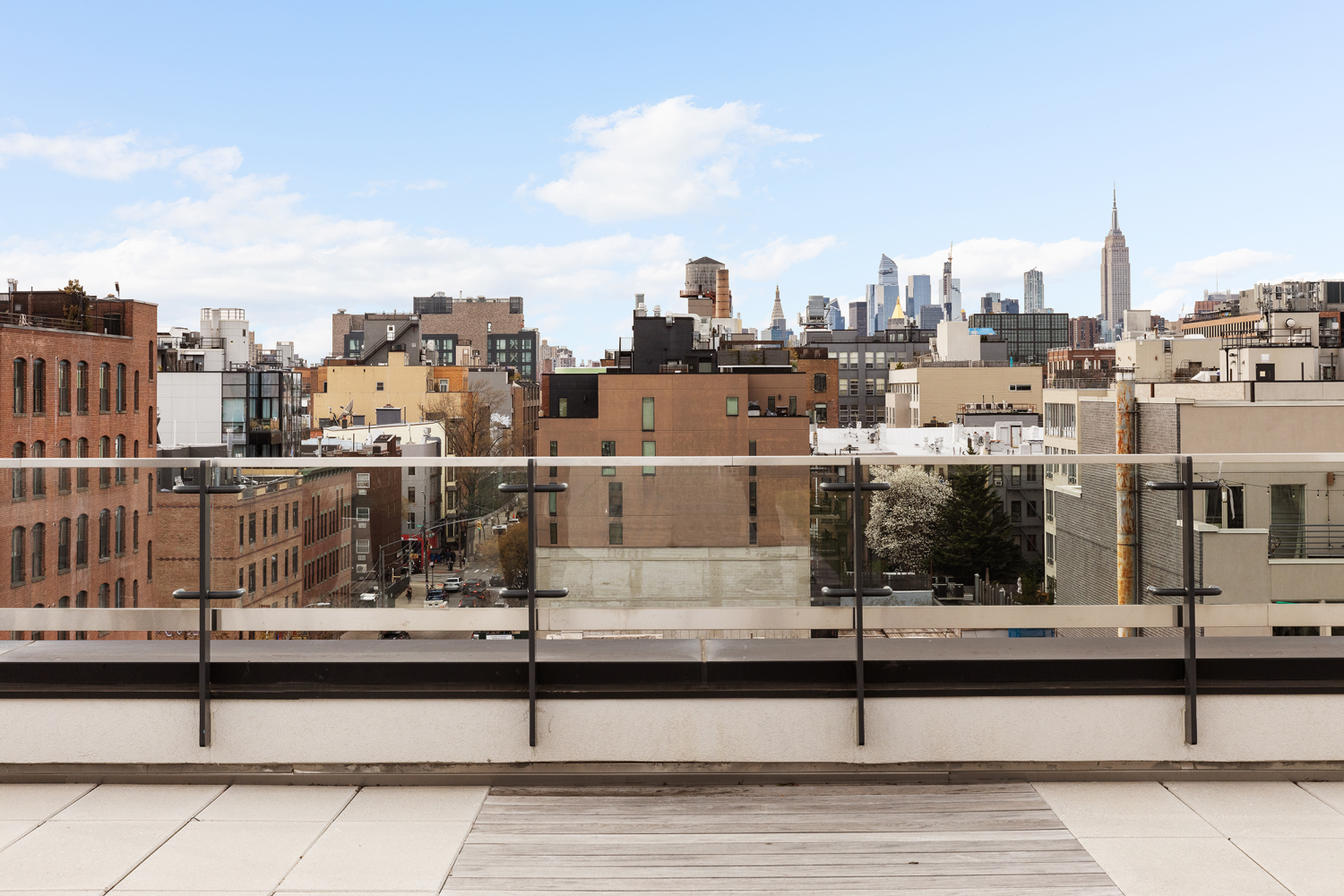 215 N 10TH Street 4F