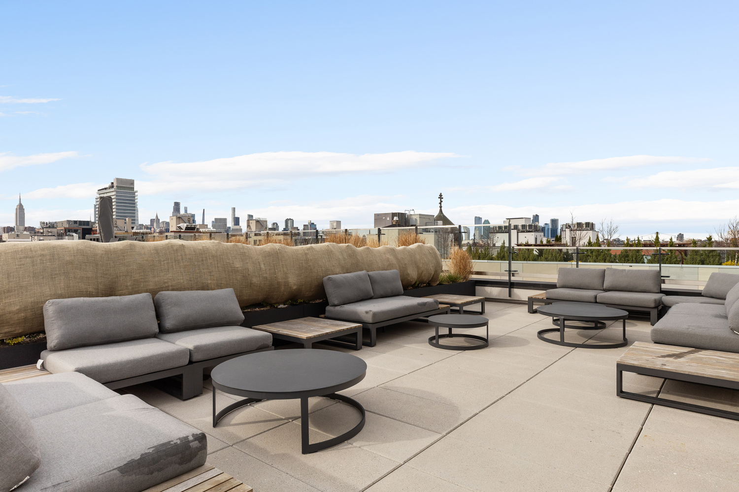 215 N 10TH Street 4F