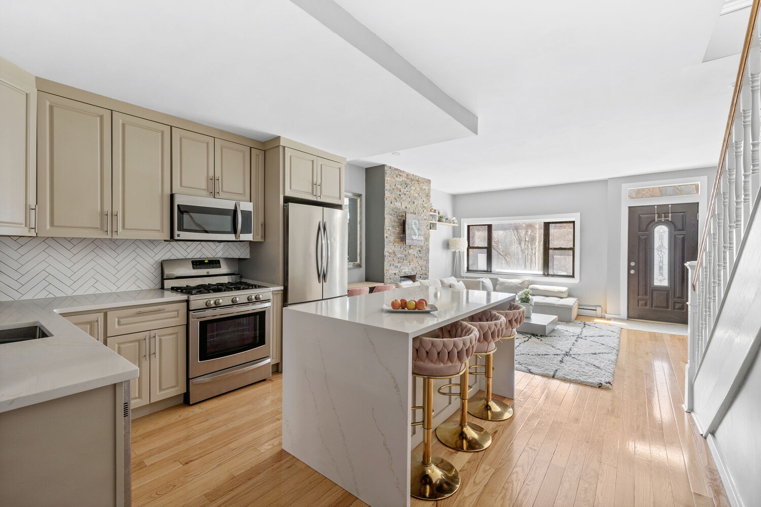 137A 22ND Street