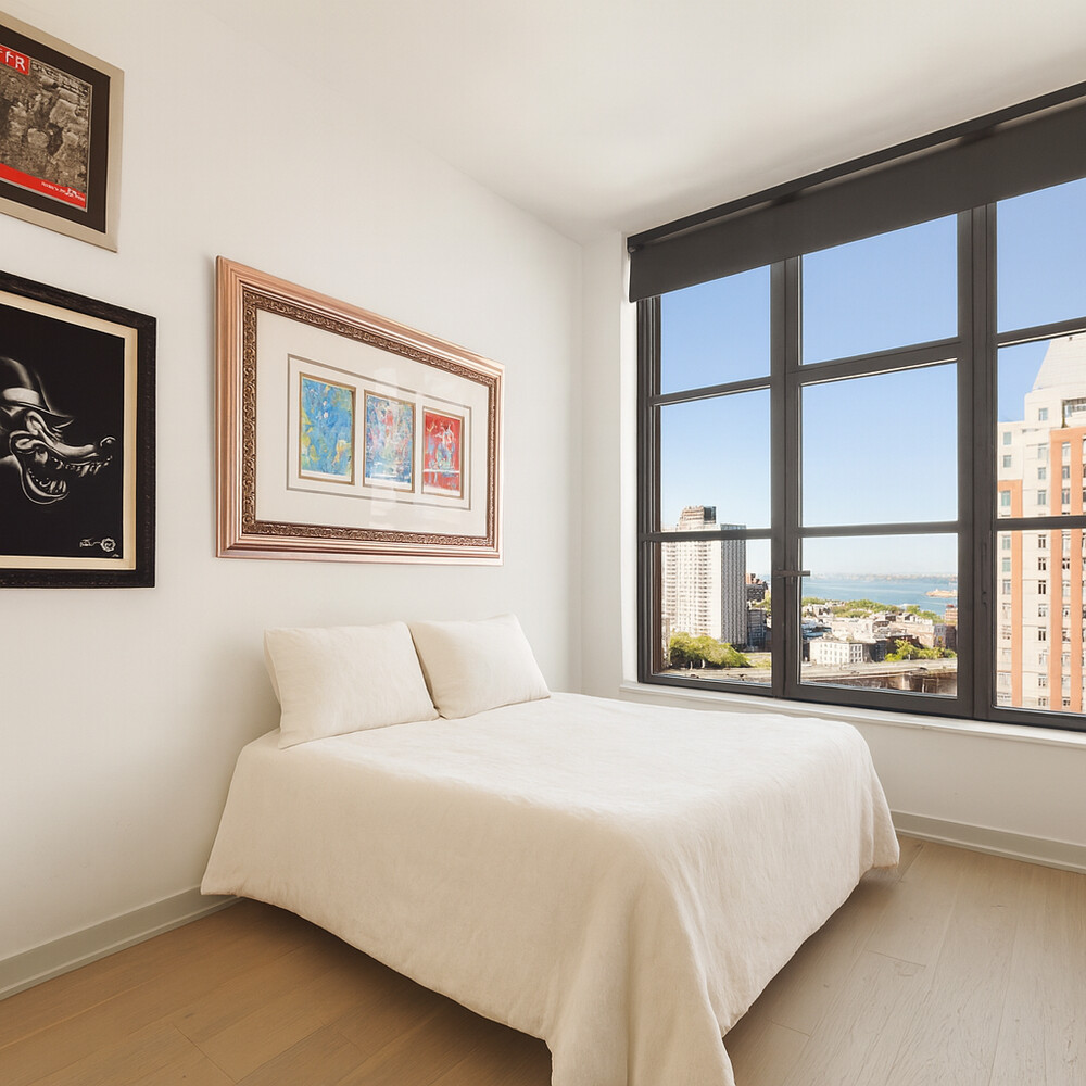 115 YORK Street 17A