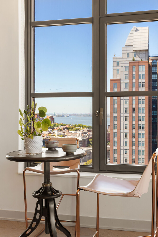 85 YORK Street 17A