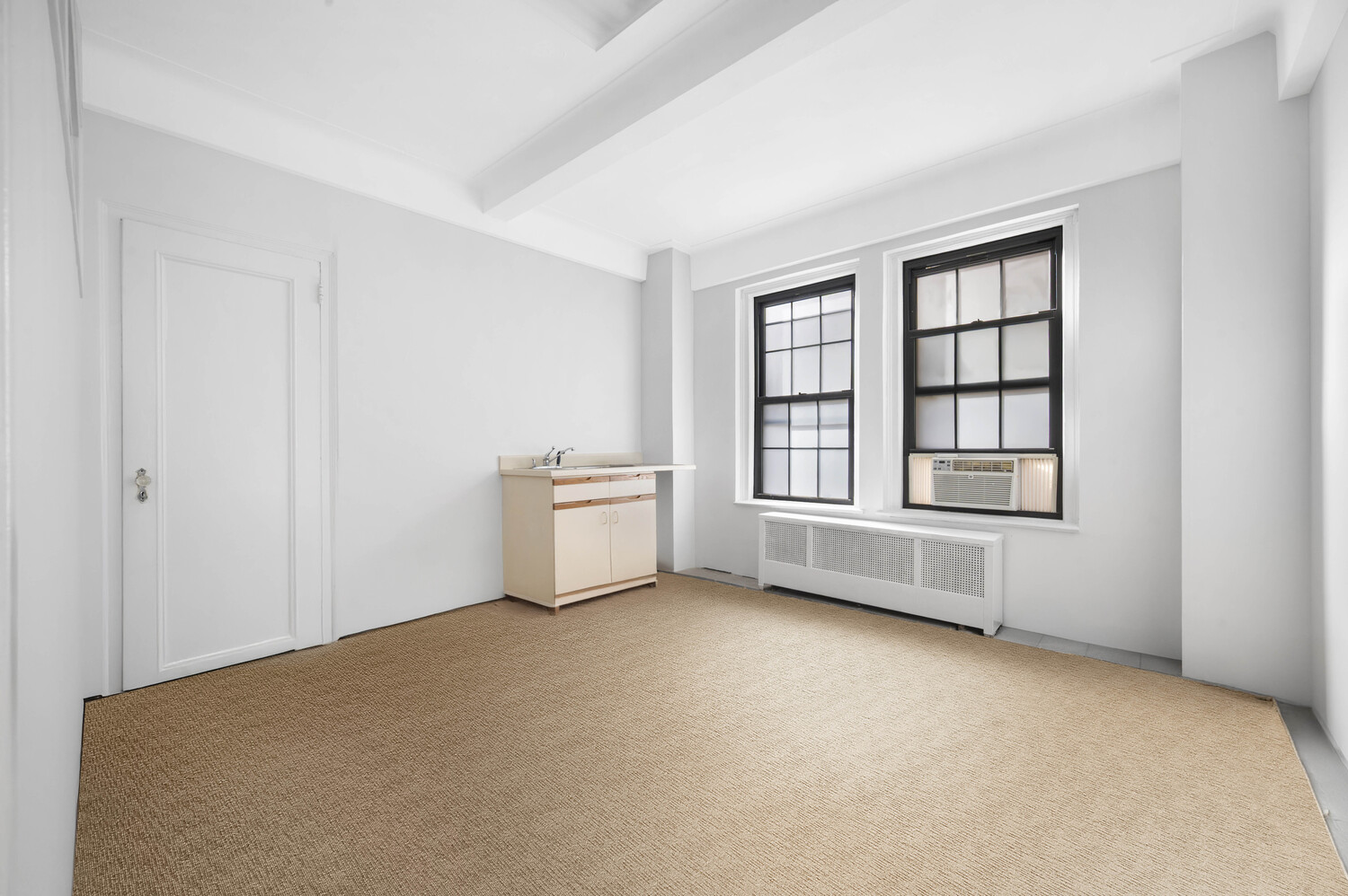 90 8TH Avenue 1A