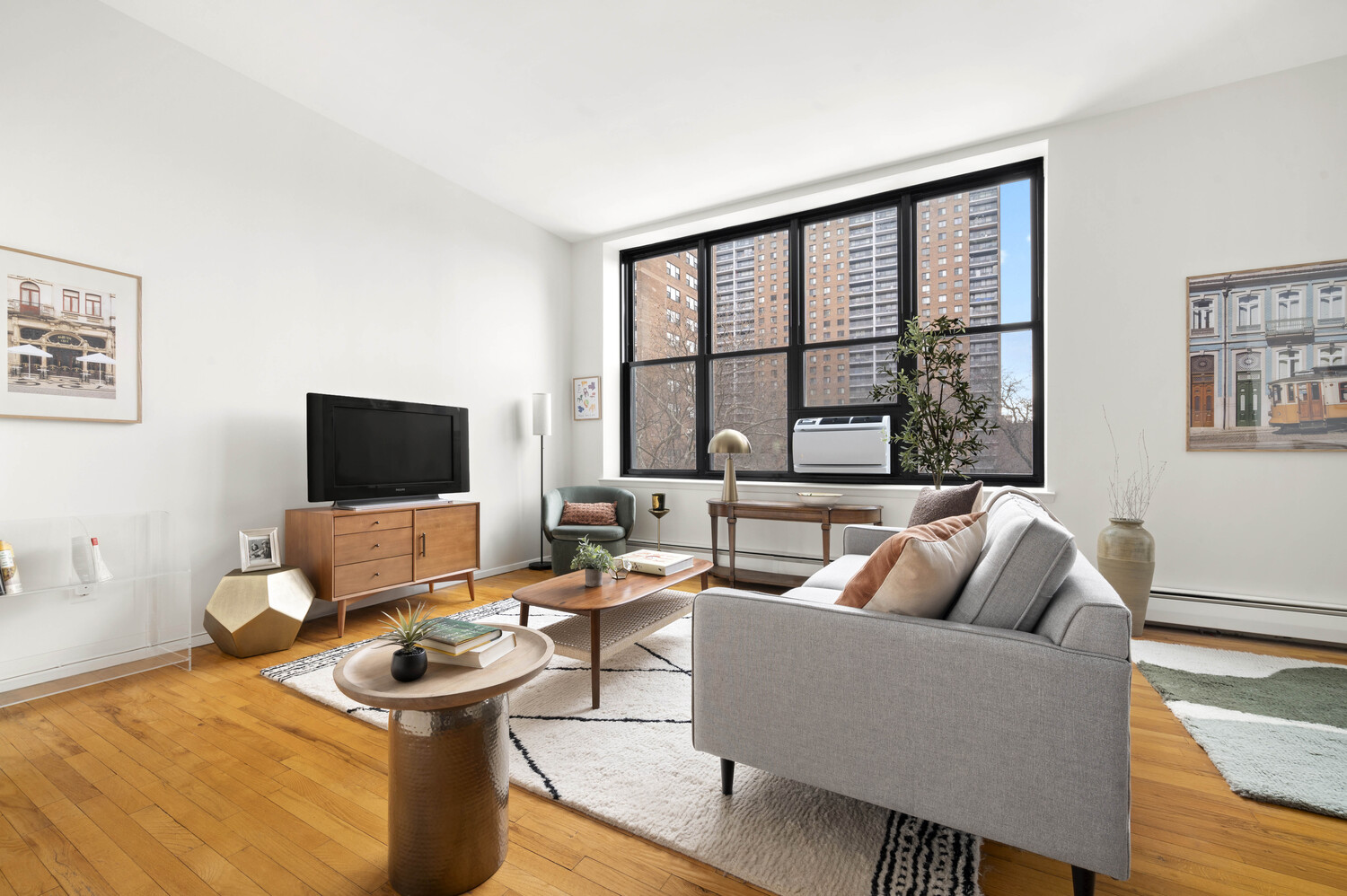 372 DEKALB Avenue 4K
