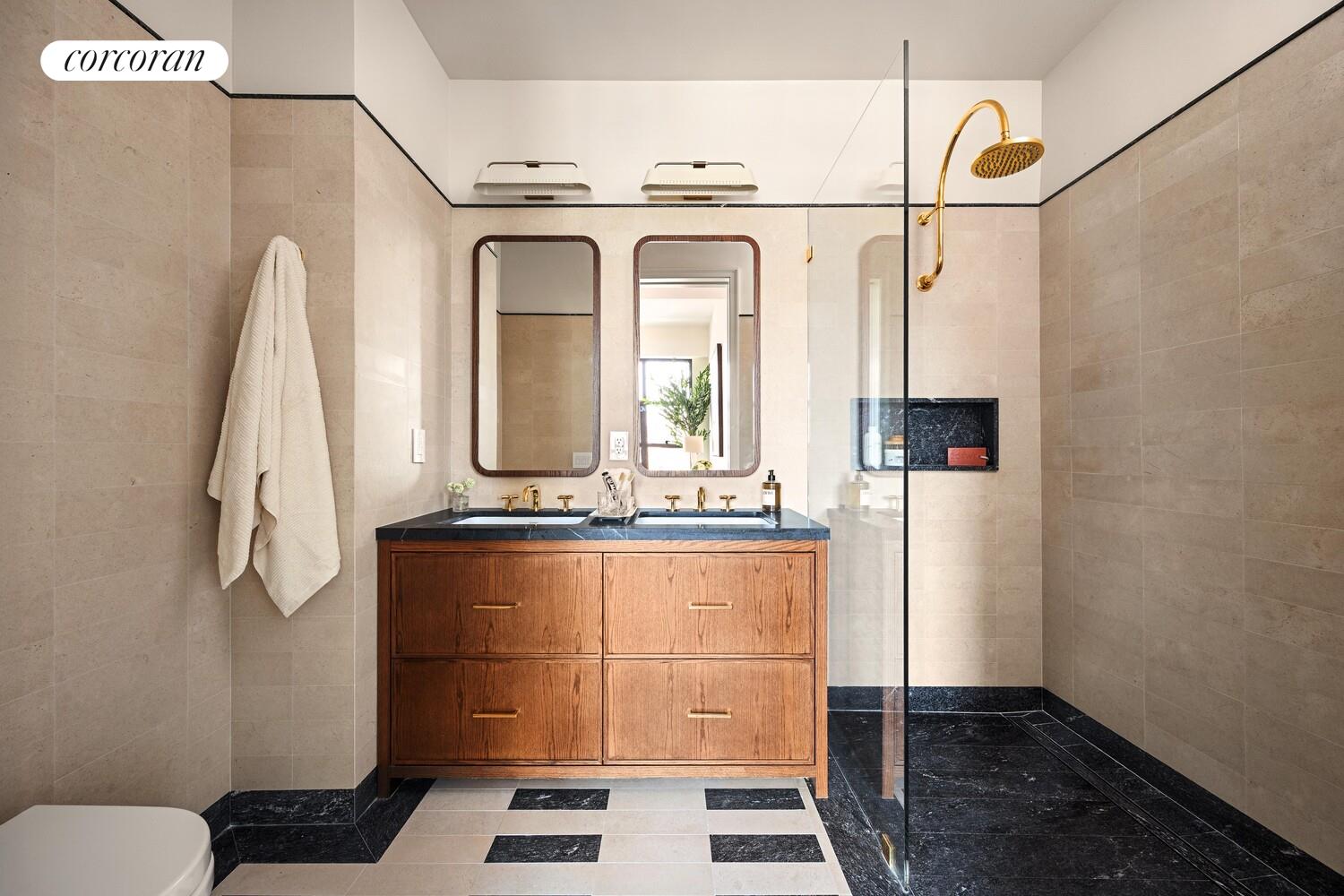 127 KENT Avenue 3K