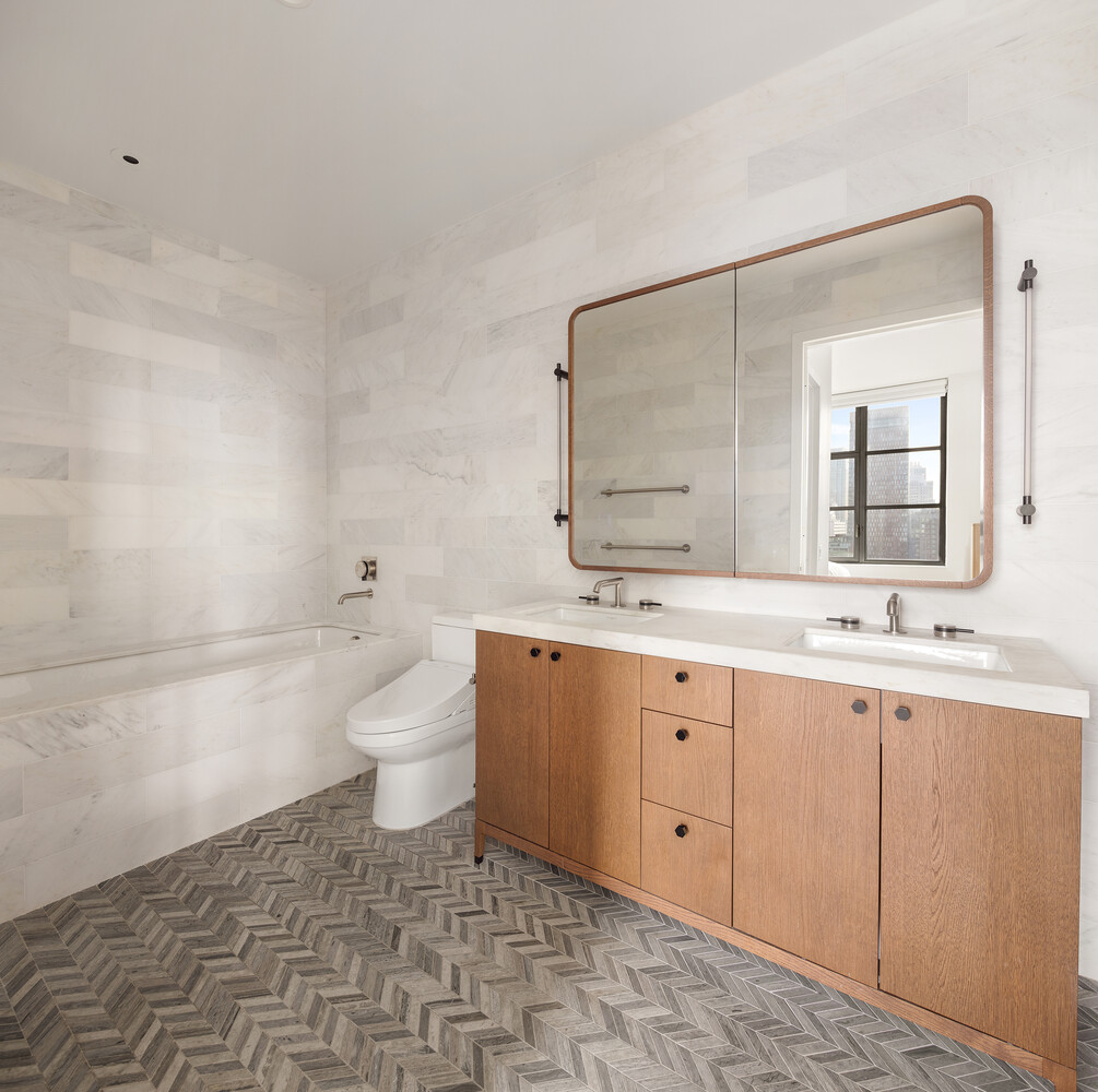 115 YORK Street 12F