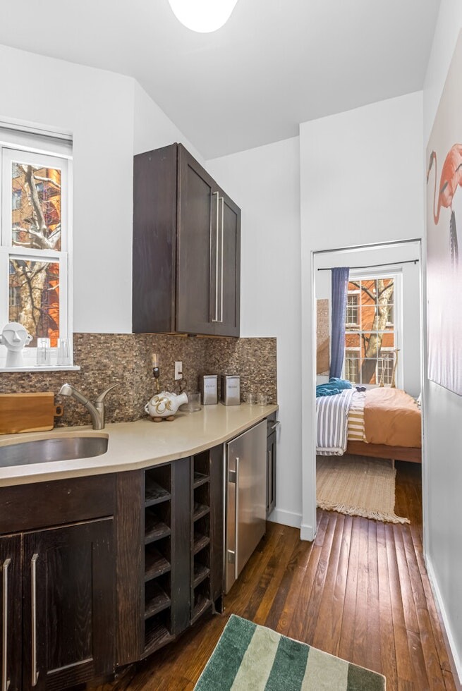 345 W 21ST Street 2B