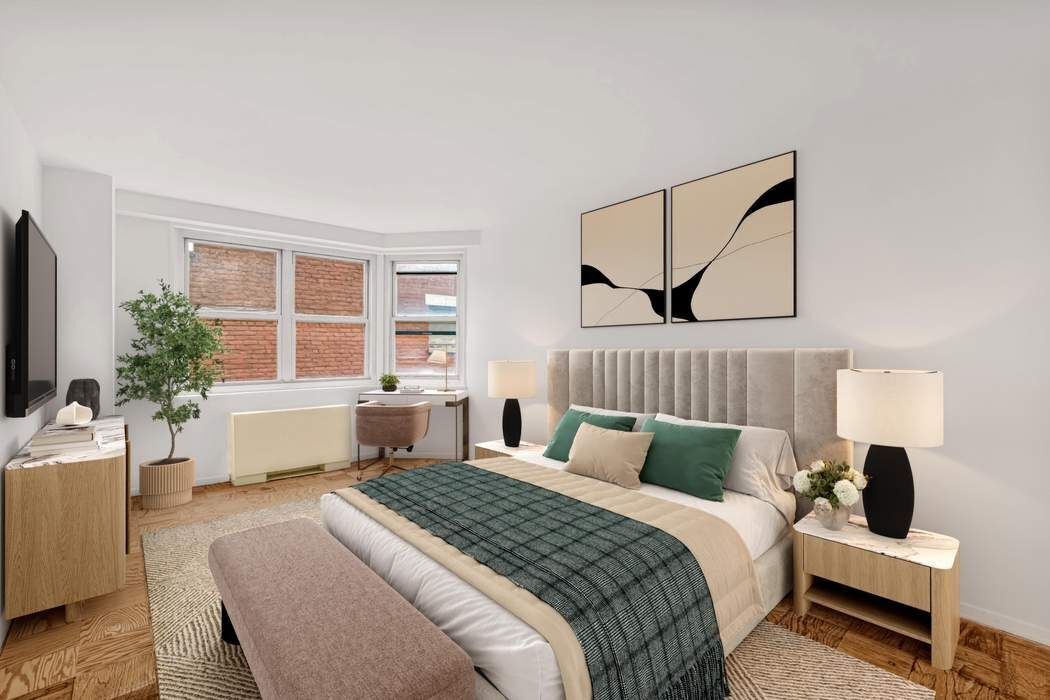 360 W 22nd Street 6L