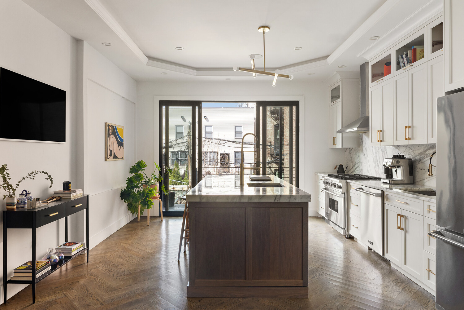 113 JEFFERSON Avenue