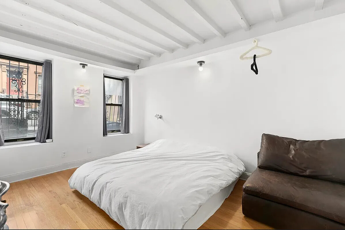 24 W 126TH Street