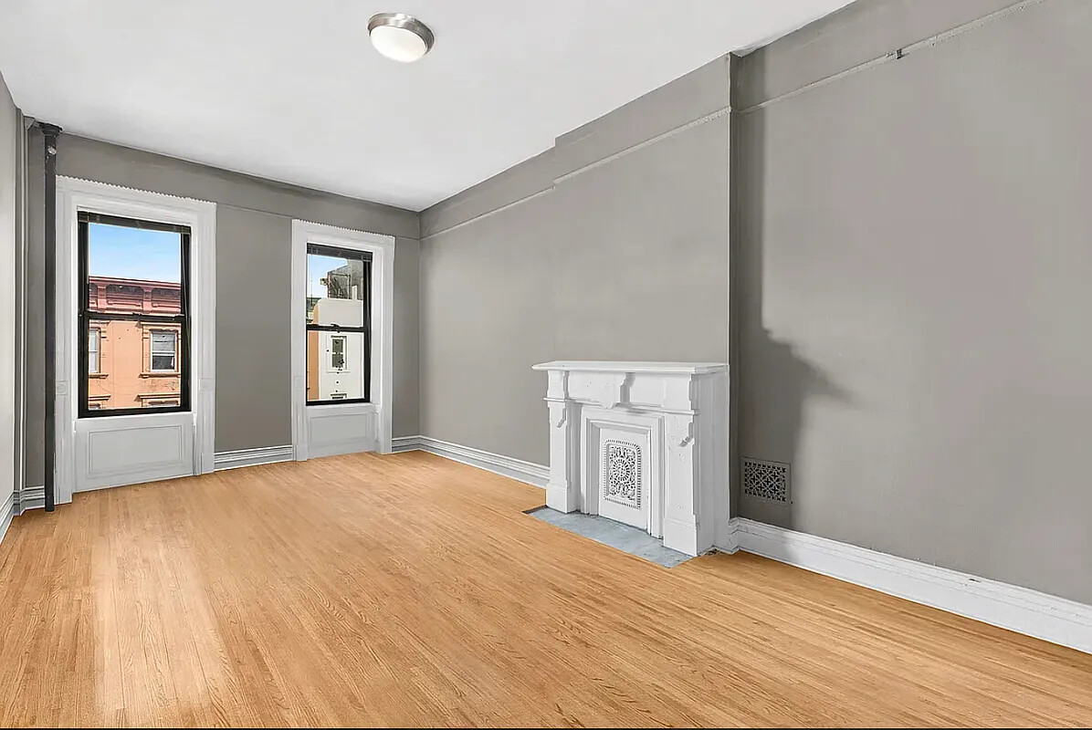 24 W 126TH Street