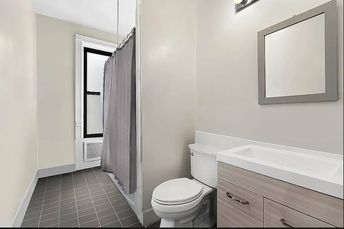 24 W 126TH Street