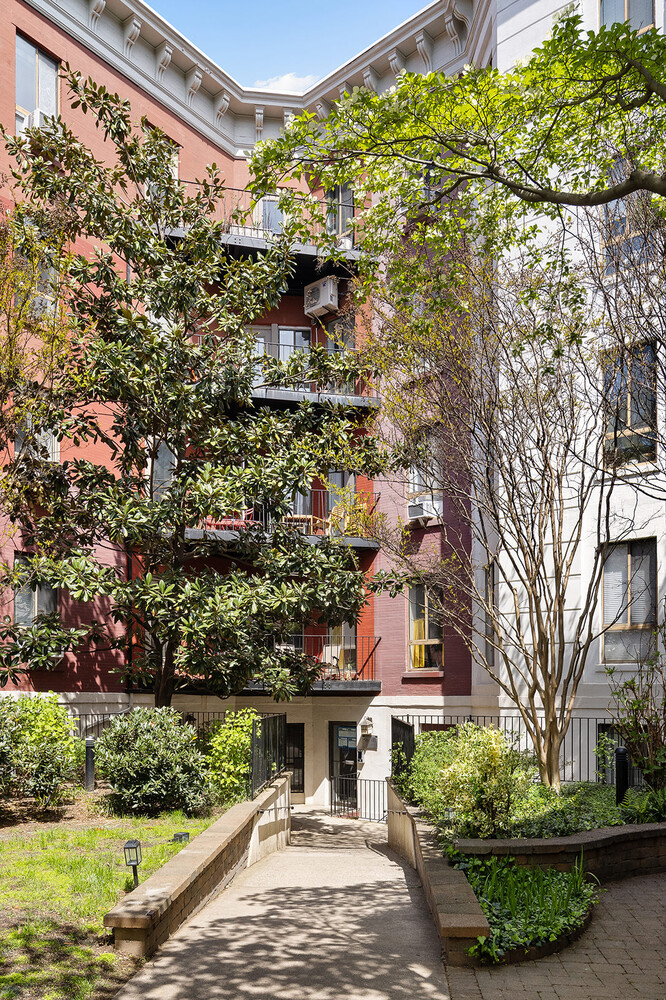 759 PRESIDENT Street 2H