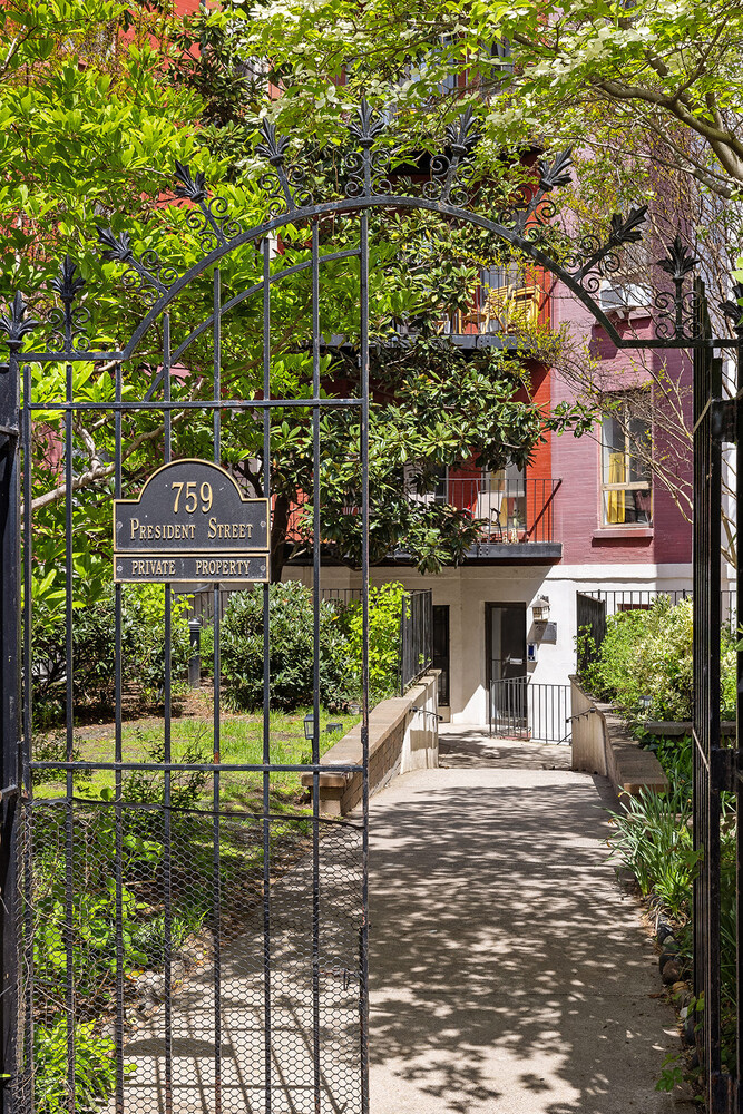 759 PRESIDENT Street 2H
