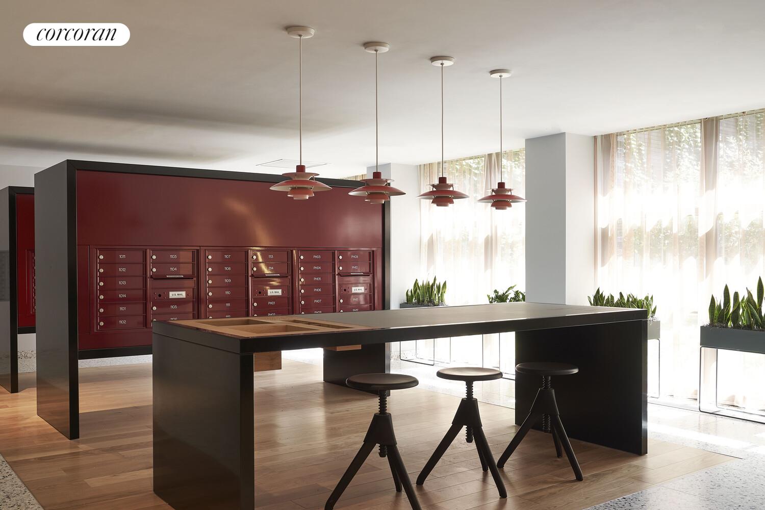 547 W 47TH Street 1113