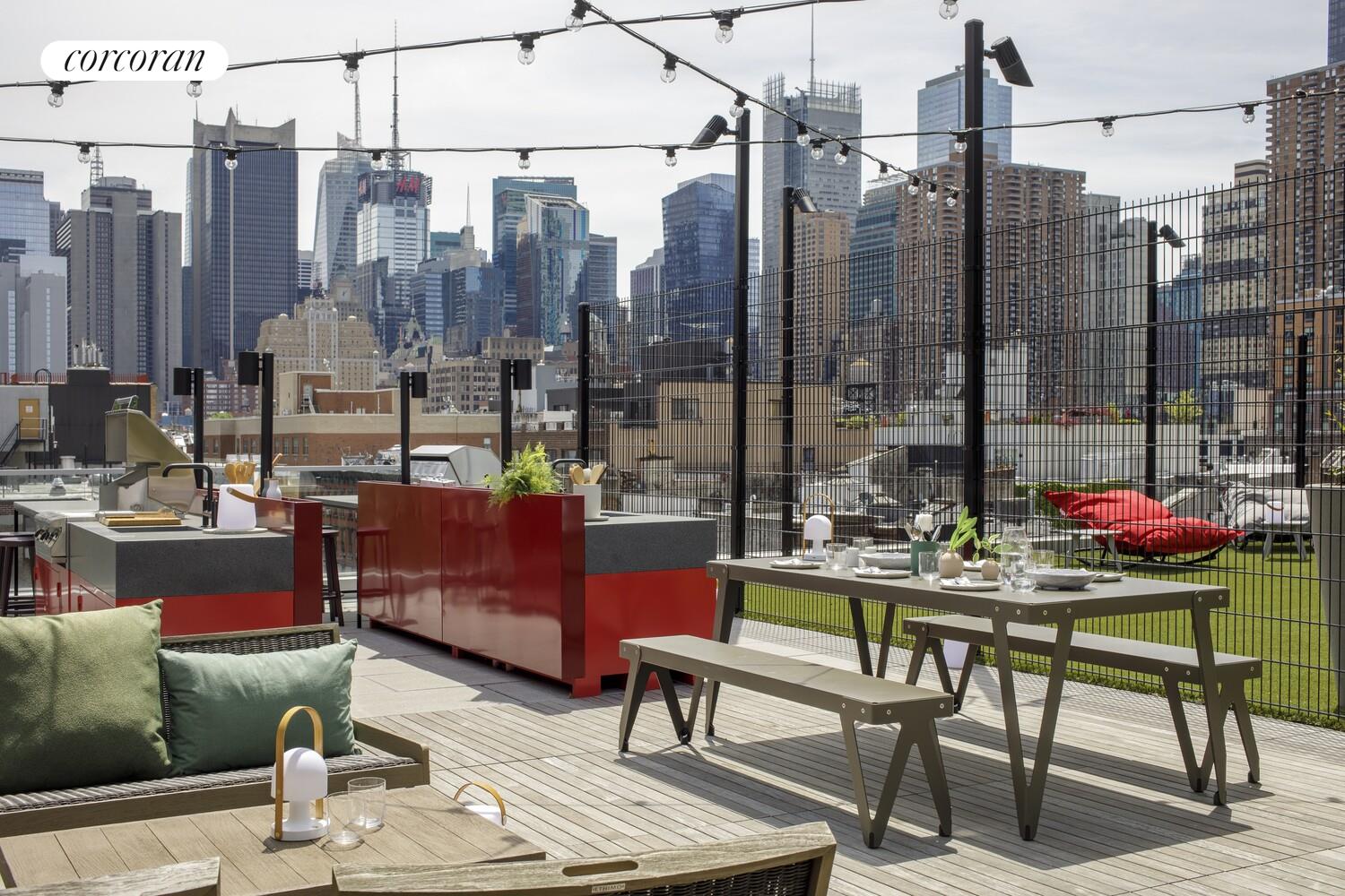 547 W 47TH Street 1113