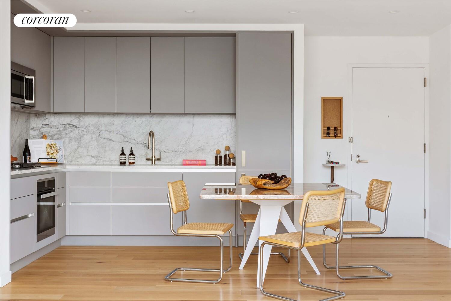 547 W 47TH Street 1113