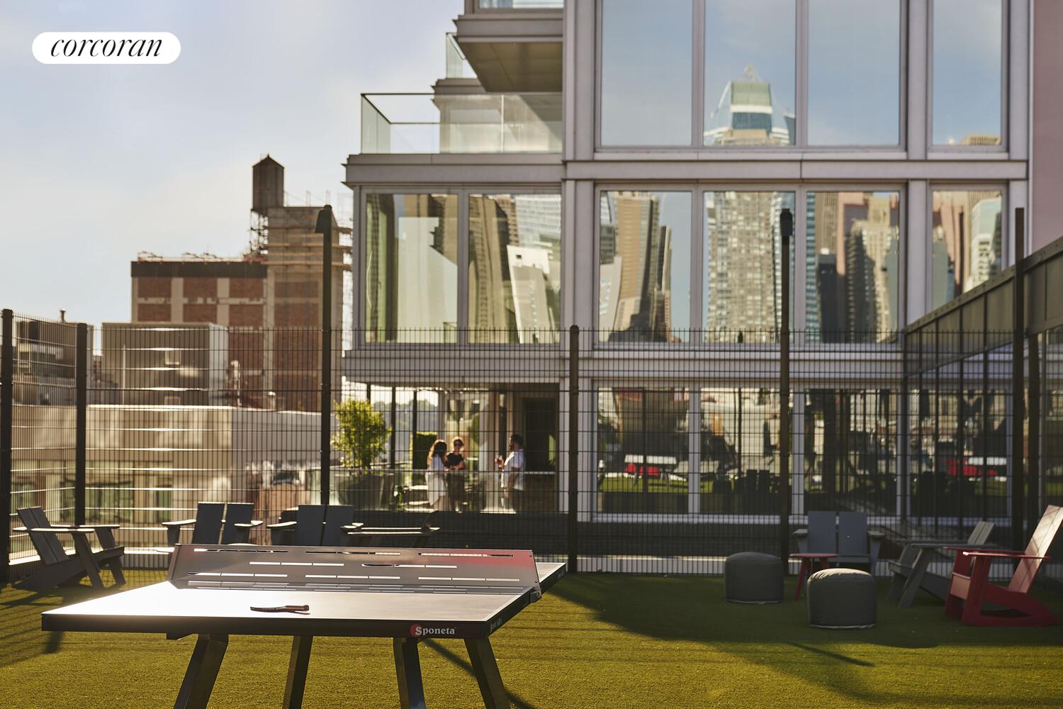 547 W 47TH Street 1113