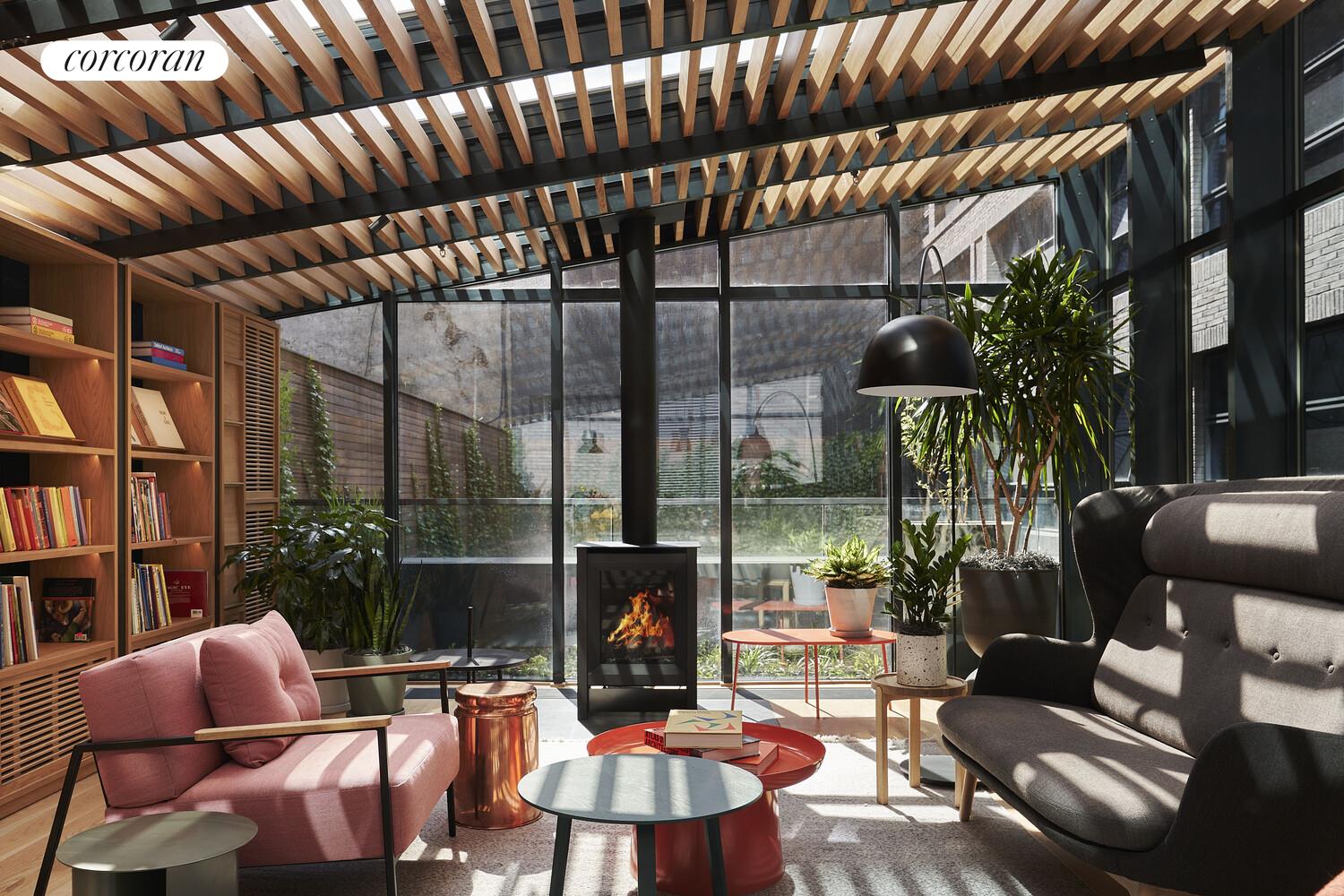 547 W 47TH Street 1113