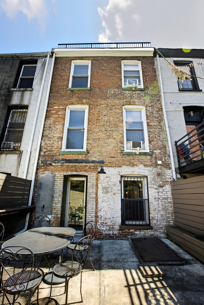 10 ROOSEVELT Place