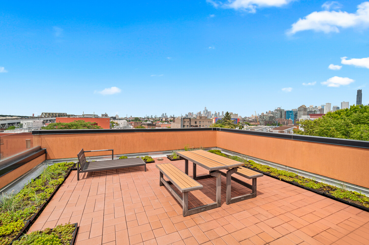 186 8TH Street 2B