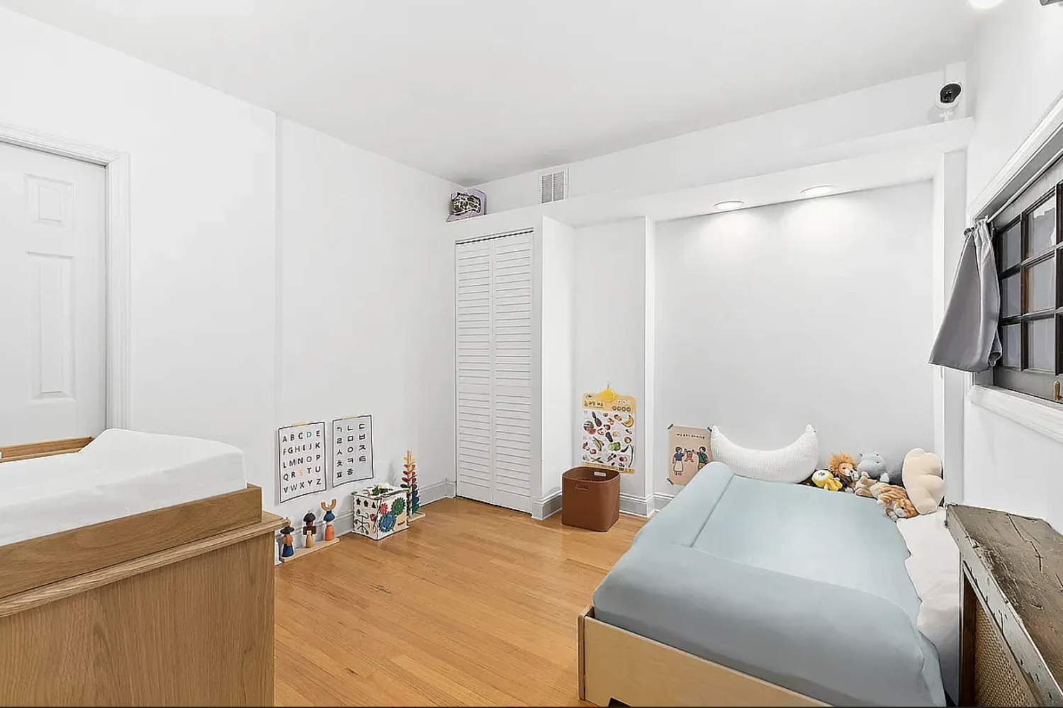 24 W 126TH Street