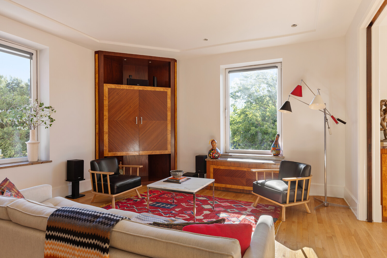 257 CENTRAL Park W 4C