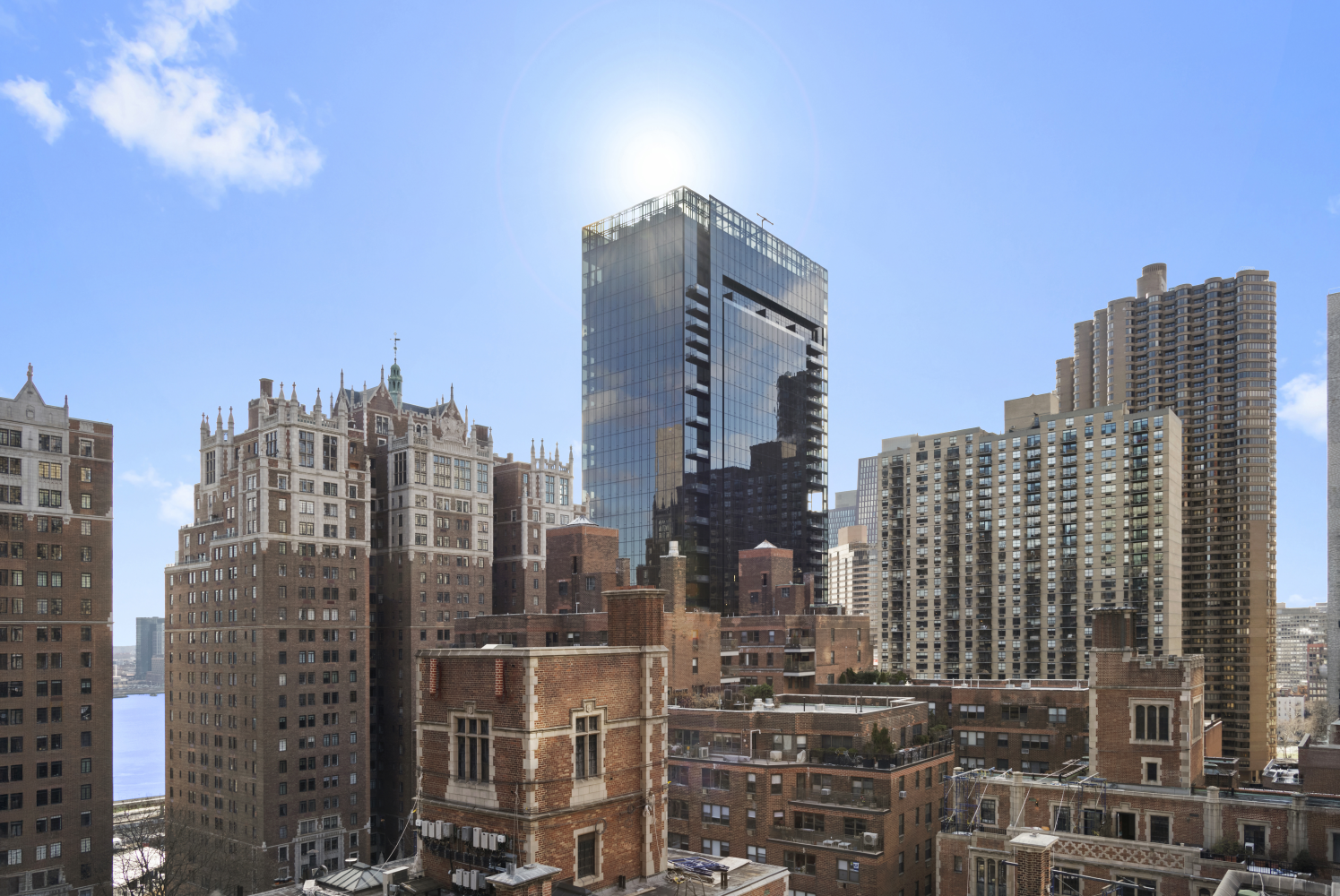 320 East 42nd Street 1510