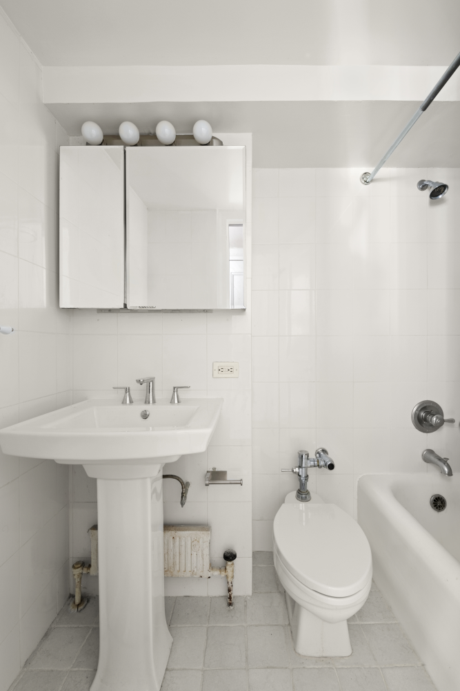 320 East 42nd Street 1510