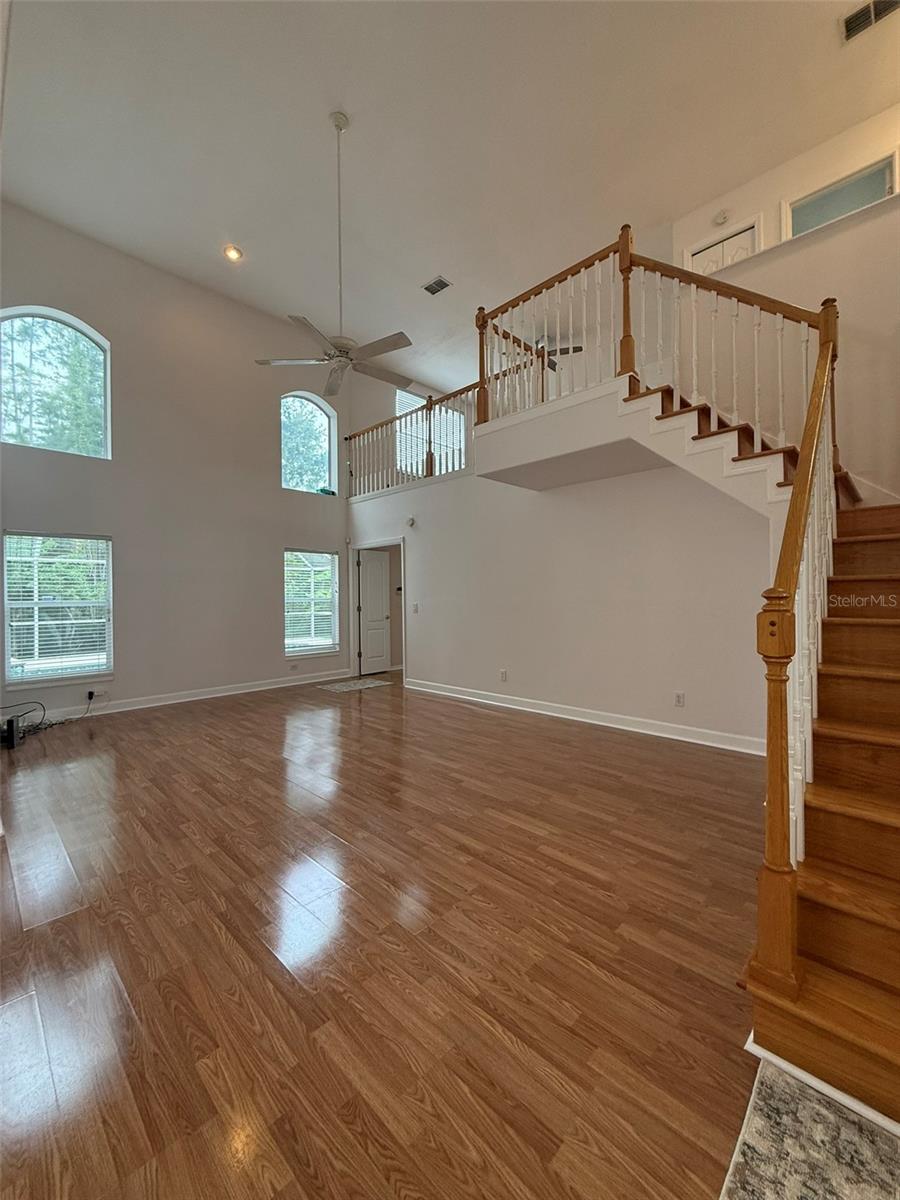 212 ARBOR WOODS CIR