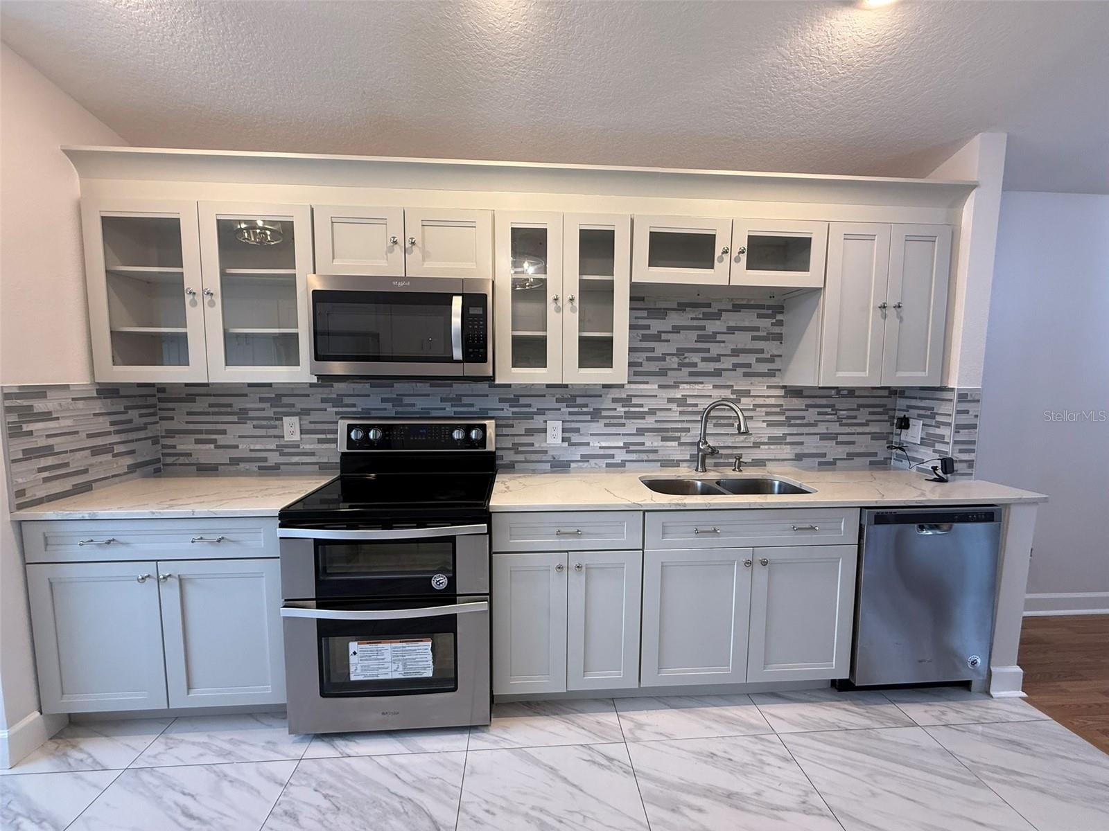 212 ARBOR WOODS CIR