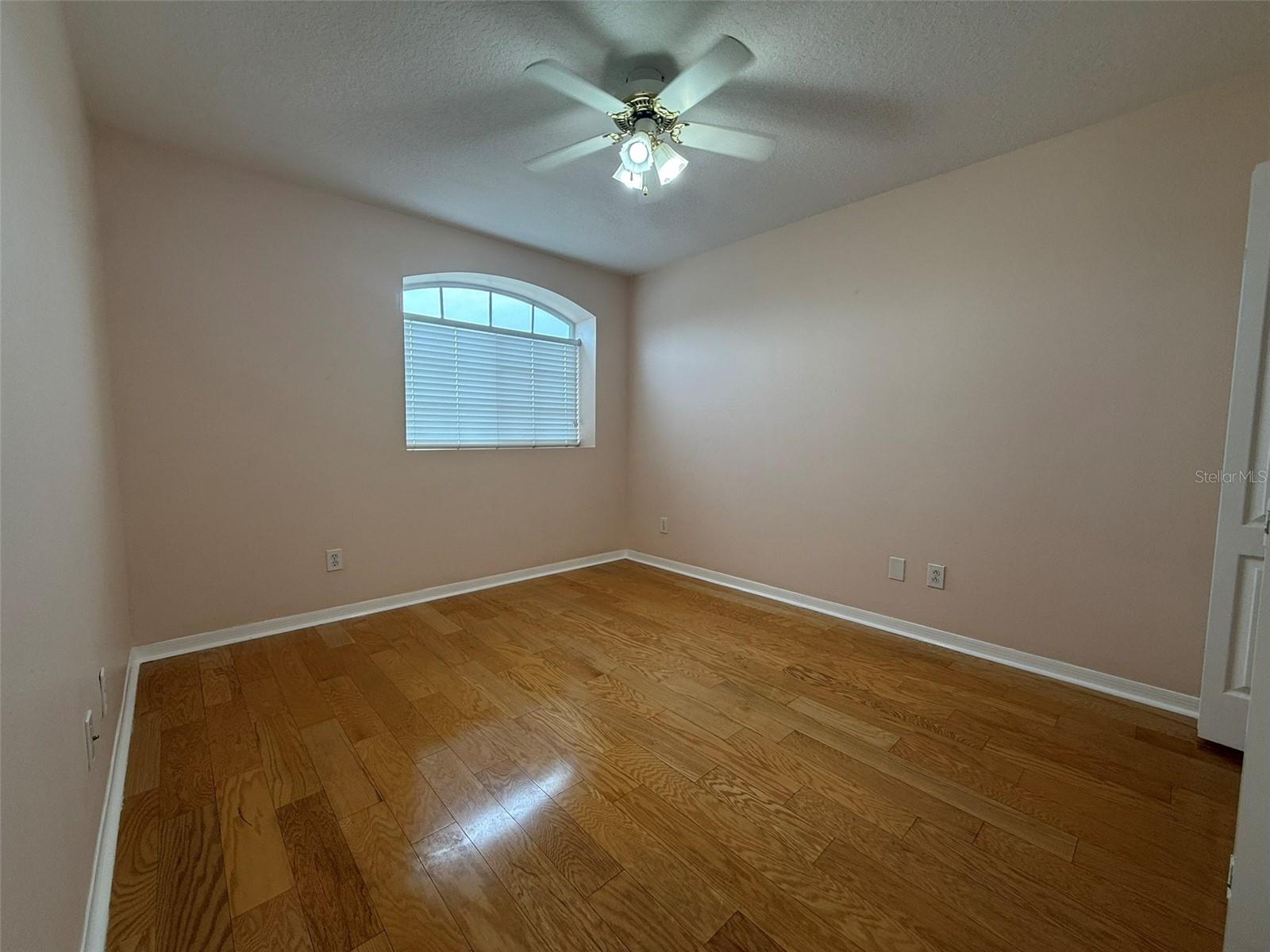 212 ARBOR WOODS CIR