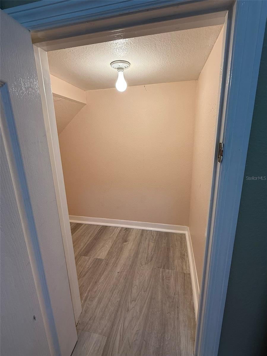 212 ARBOR WOODS CIR
