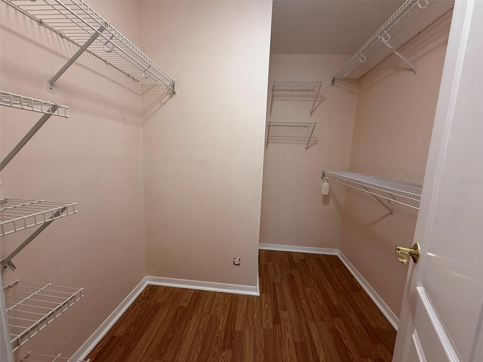 212 ARBOR WOODS CIR