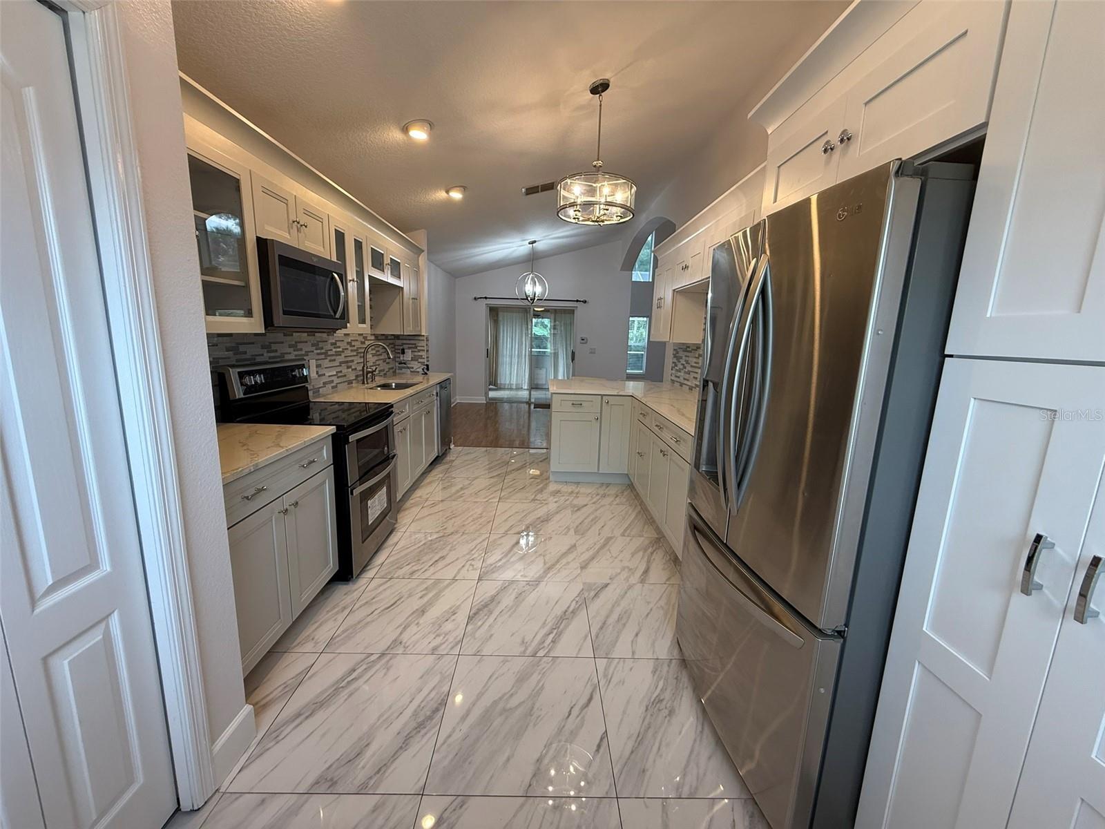 212 ARBOR WOODS CIR