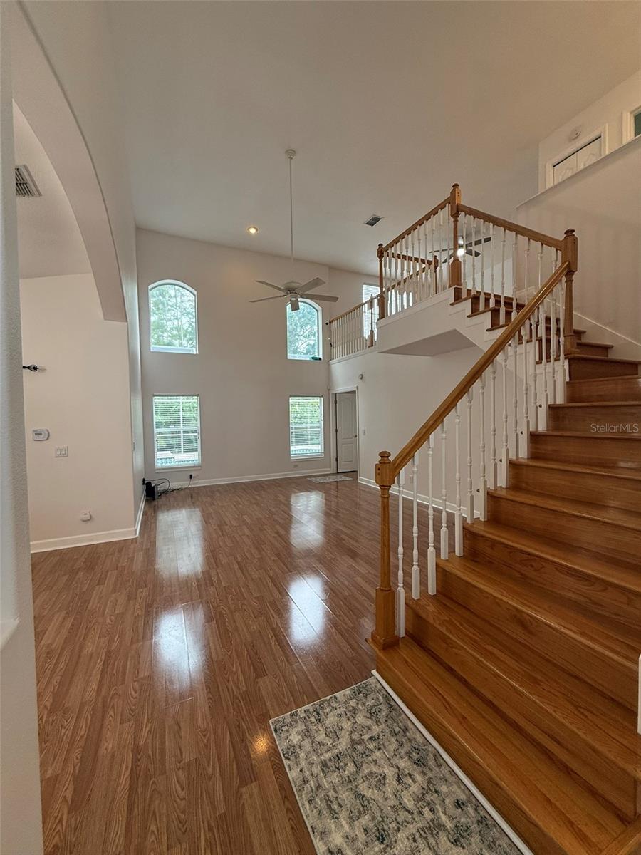 212 ARBOR WOODS CIR