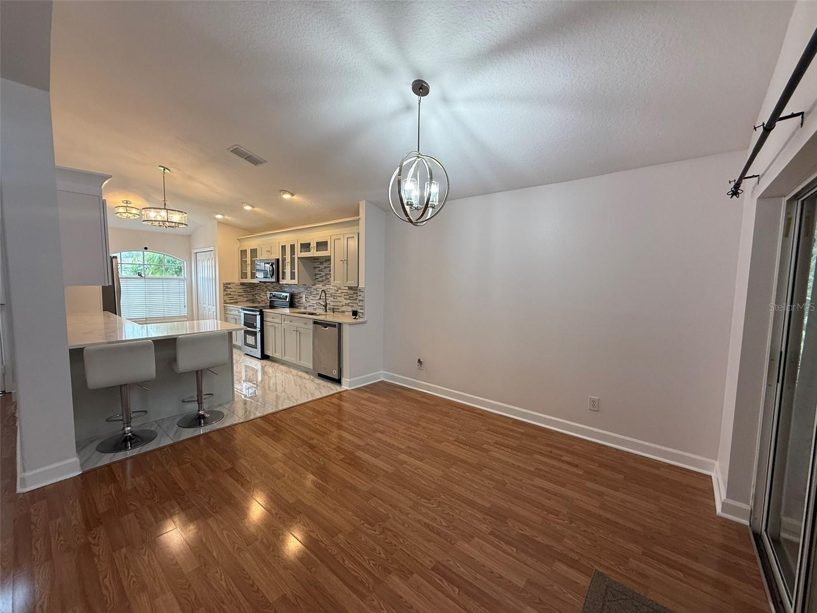 212 ARBOR WOODS CIR