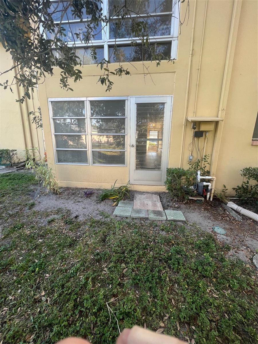 2003 GREENBRIAR BLVD #2