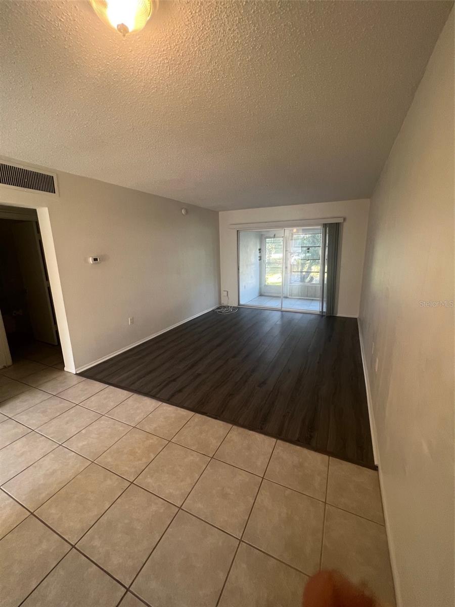 2003 GREENBRIAR BLVD #2